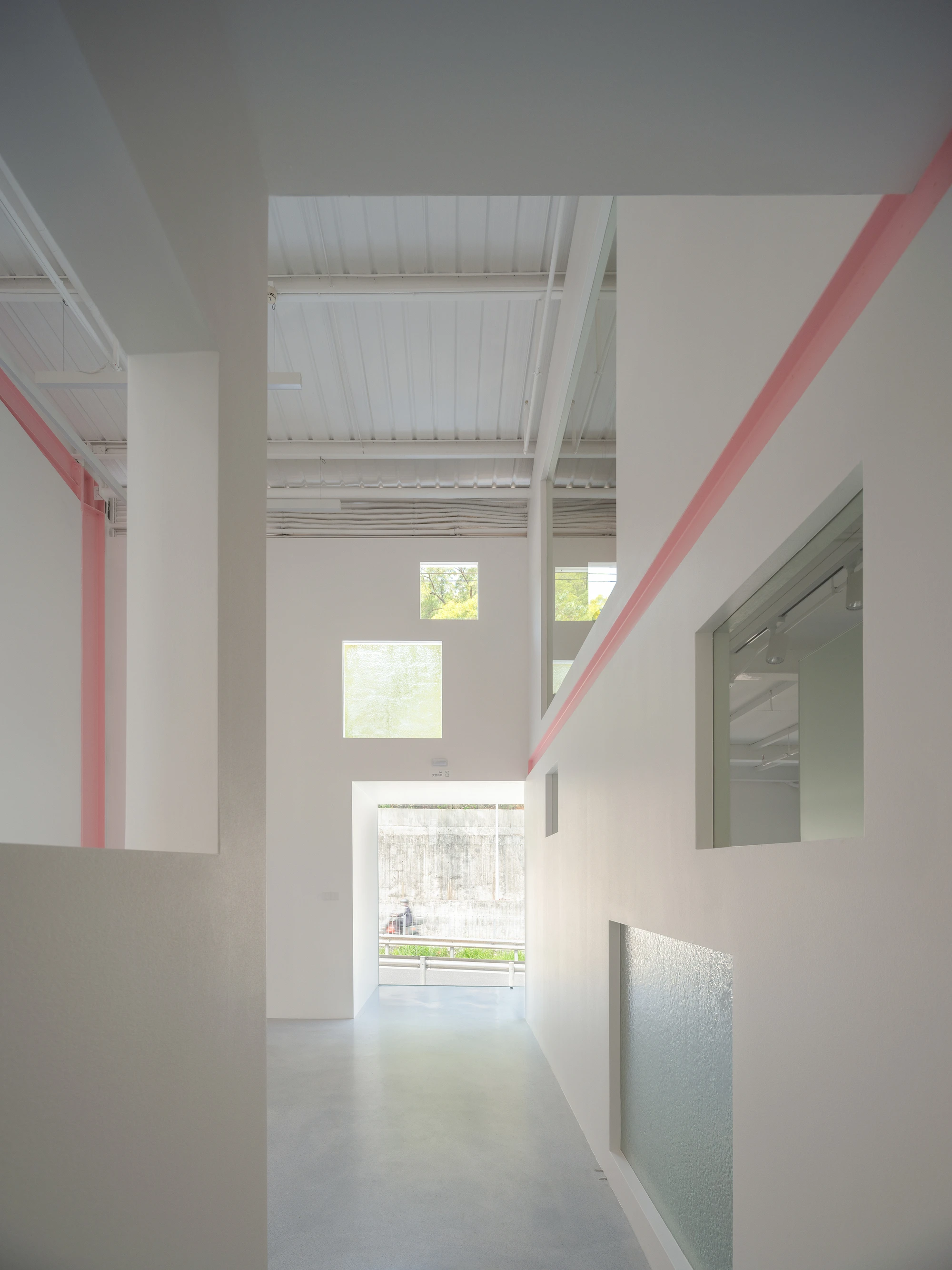 Apelron Contemporary by Aether Architects + Archigress, Shenzhen China, railway warehouse gallery, structural cluster, layered walls, photographed by Zhang Chao