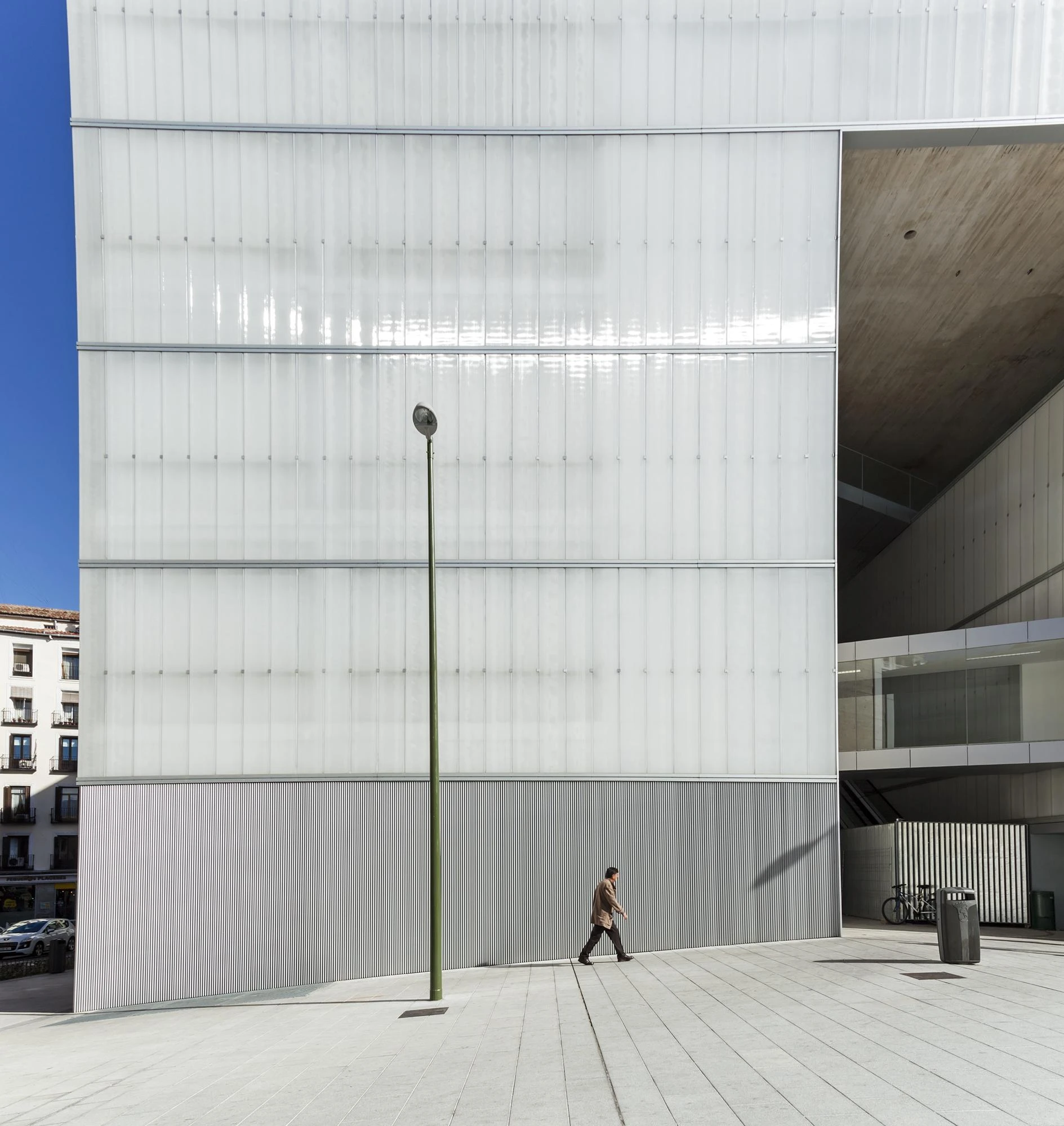 Barceló Market by Nieto Sobejano Arquitectos, Madrid Spain, market library sports hall, opaline cast glass facade, civic complex, photographed by Roland Halbe and Marcela Grassi
