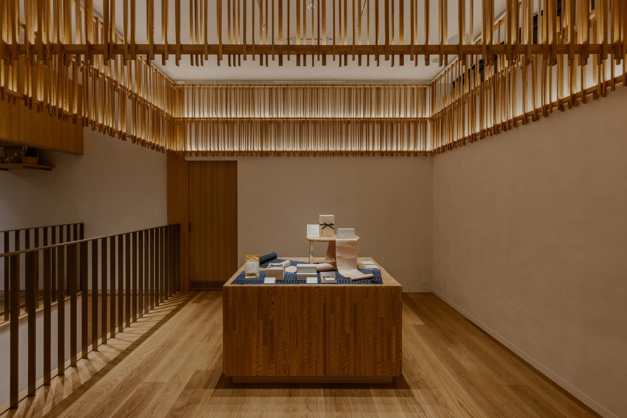 Kayanoya Ginza by Kengo Kuma and Associates, Ginza Tokyo Japan, wooden dashi shop, slender timber facade, washi paper, photographed by Keishin Horikoshi