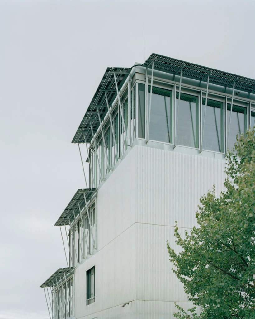 Lab02 by Mulder Zonderland and Moser Architekten, Lörrach Germany, Runge Pharma headquarters, translucent resin facade, planted terraces, photovoltaic, photographed by Piotr Hraptovich