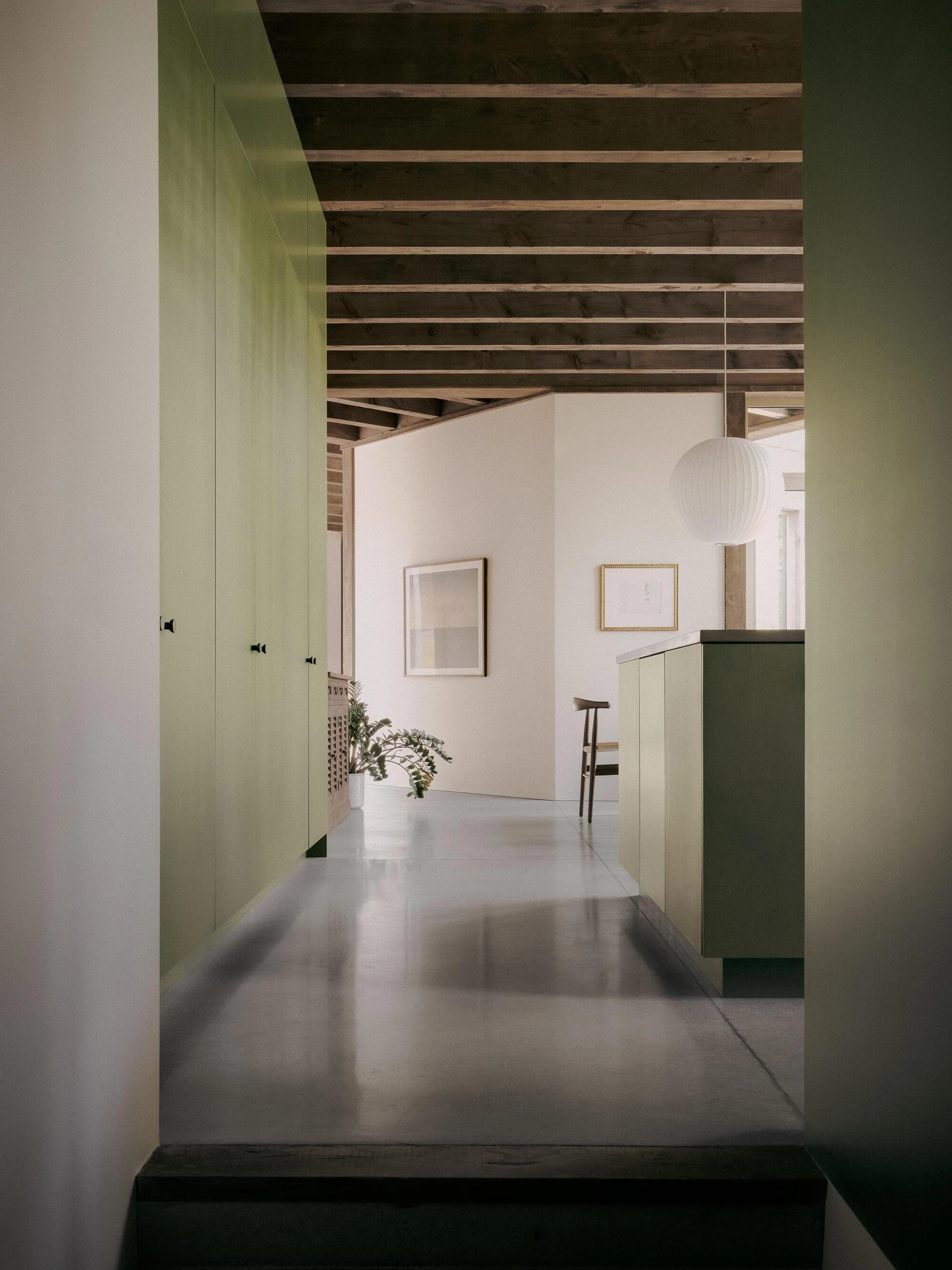 SONO Residence by Atelier Carle, Wentworth-North Quebec Canada, mountain second home, board-formed concrete, hemlock structure, forest view, photographed by Félix Michaud