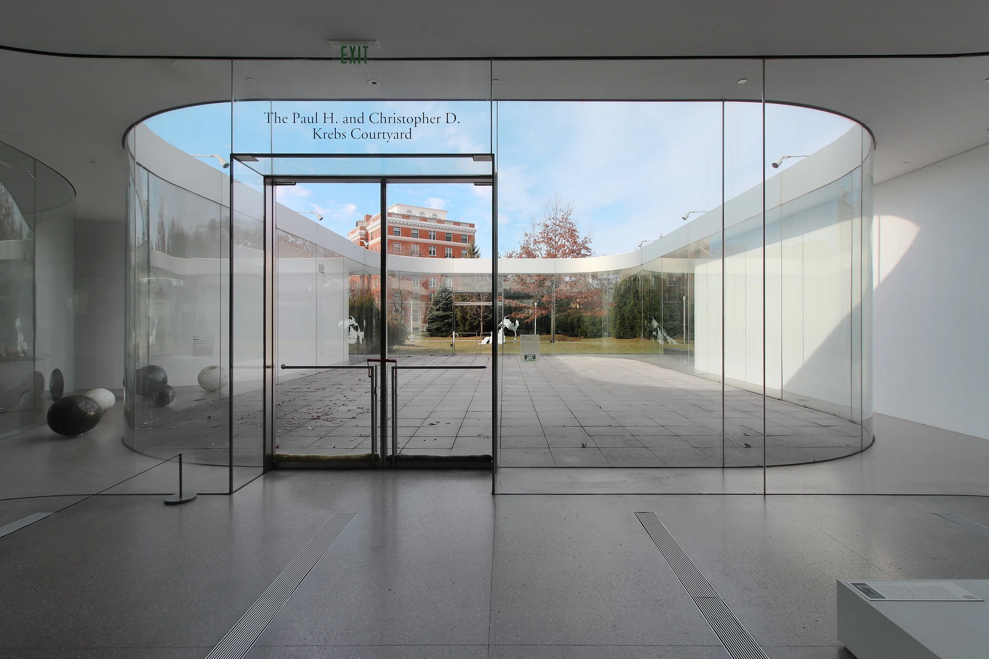 Toledo Museum Glass Pavilion by SANAA, Toledo Ohio USA, curved low-iron laminated glass, double-skin envelope, hot shop gallery adjacency, photographed by Trevor Patt