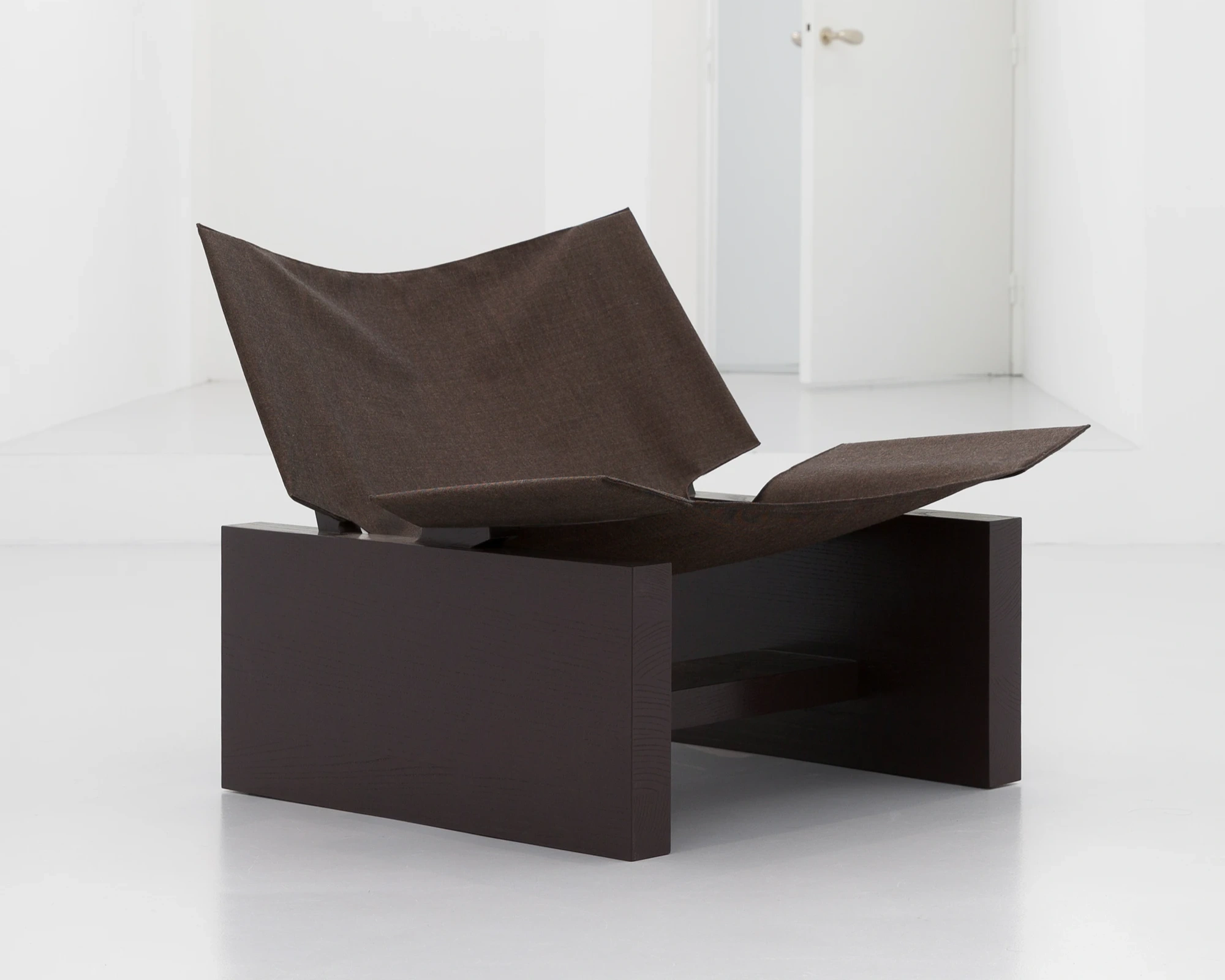 Suspens Lounge Chair by Perron et frères