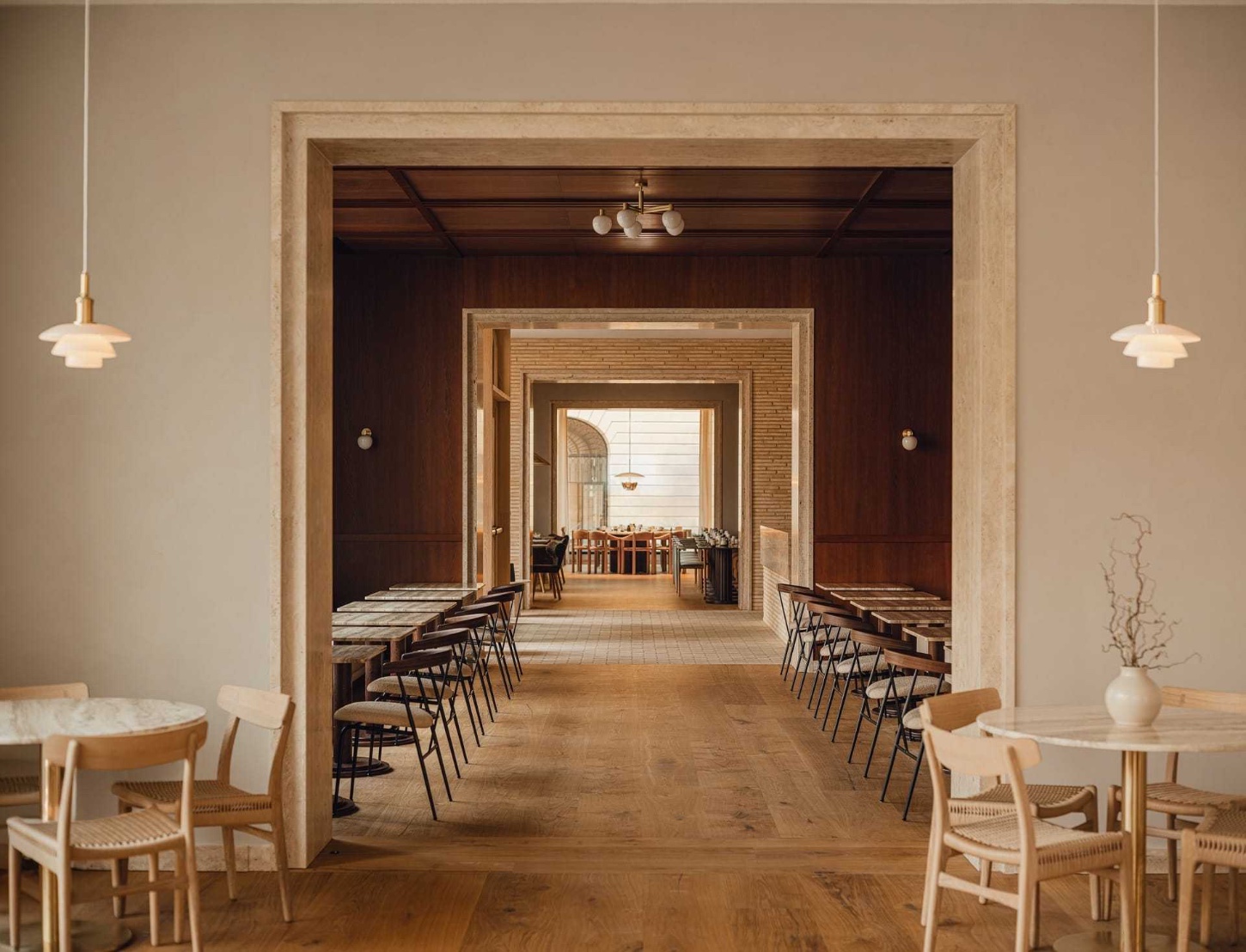 MUND in PURO Warszawa Stare Miasto, restaurant, interior design, warsaw guide