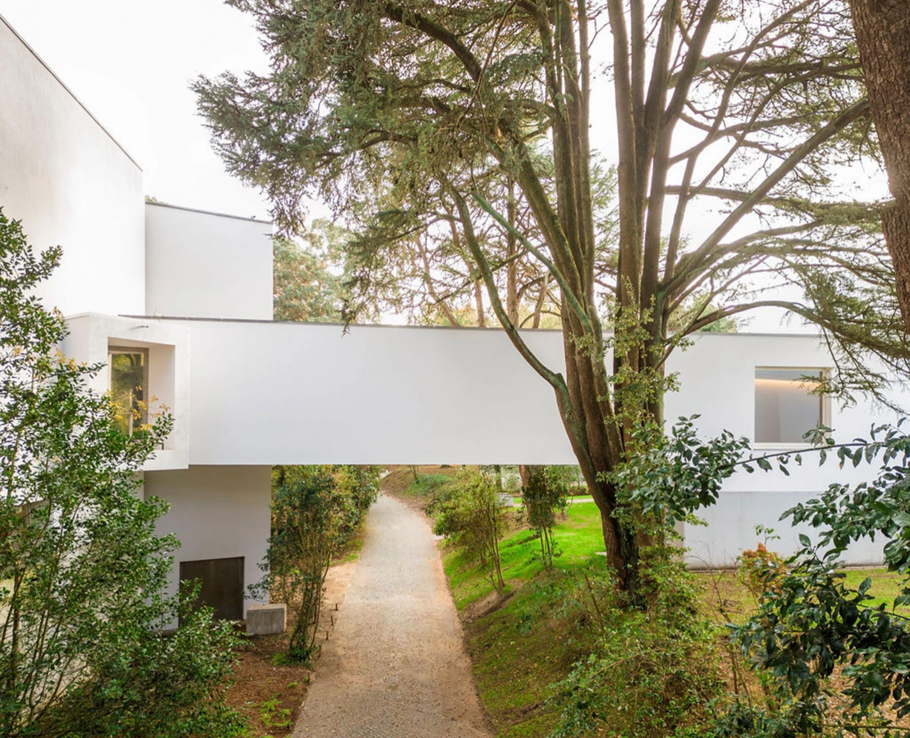 Serralves Museum New Wing by Álvaro Siza