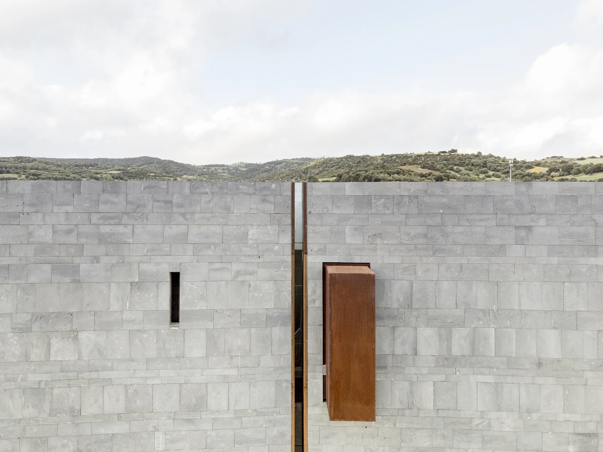 Complesso parrocchiale e Chiesa della Beata Vergine Assunta captured by Studio Vetroblu