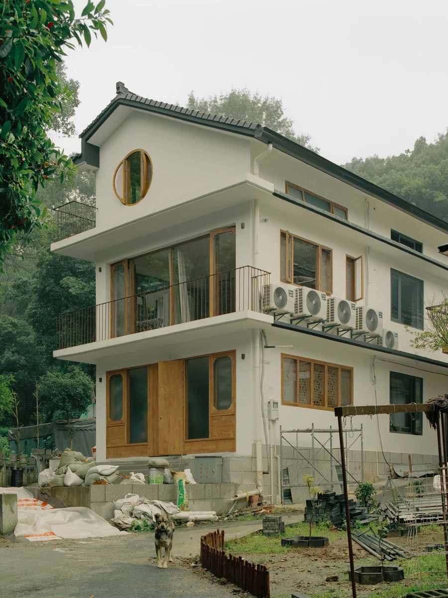 L Hermit House II by Common Wonder — Hangzhou, China: a compact home where the surrounding tea fields do the work of extra square metres
