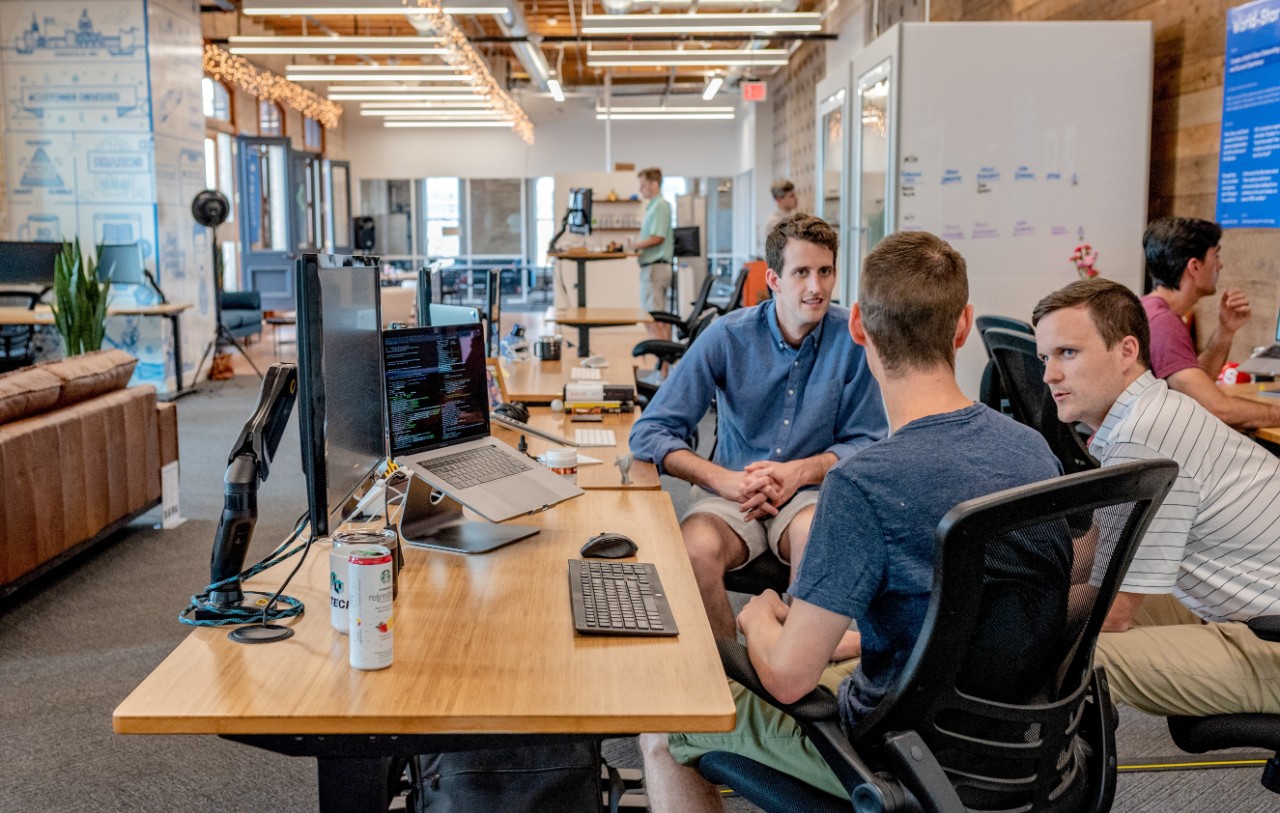 hiring a contractor building a positive work relationship