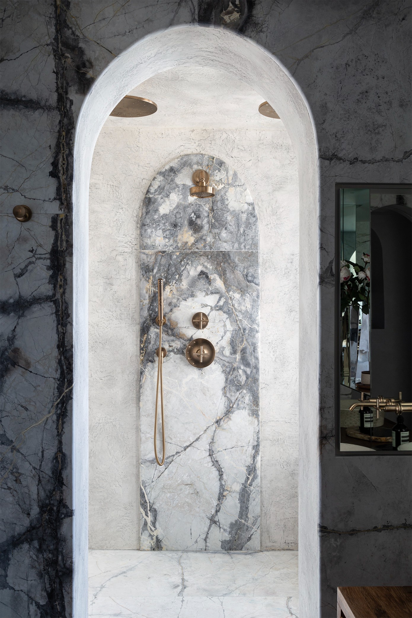 Samuel Amoia Interior Design