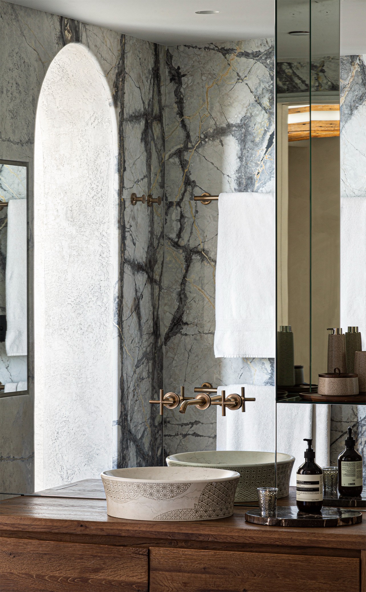 Samuel Amoia Interior Design