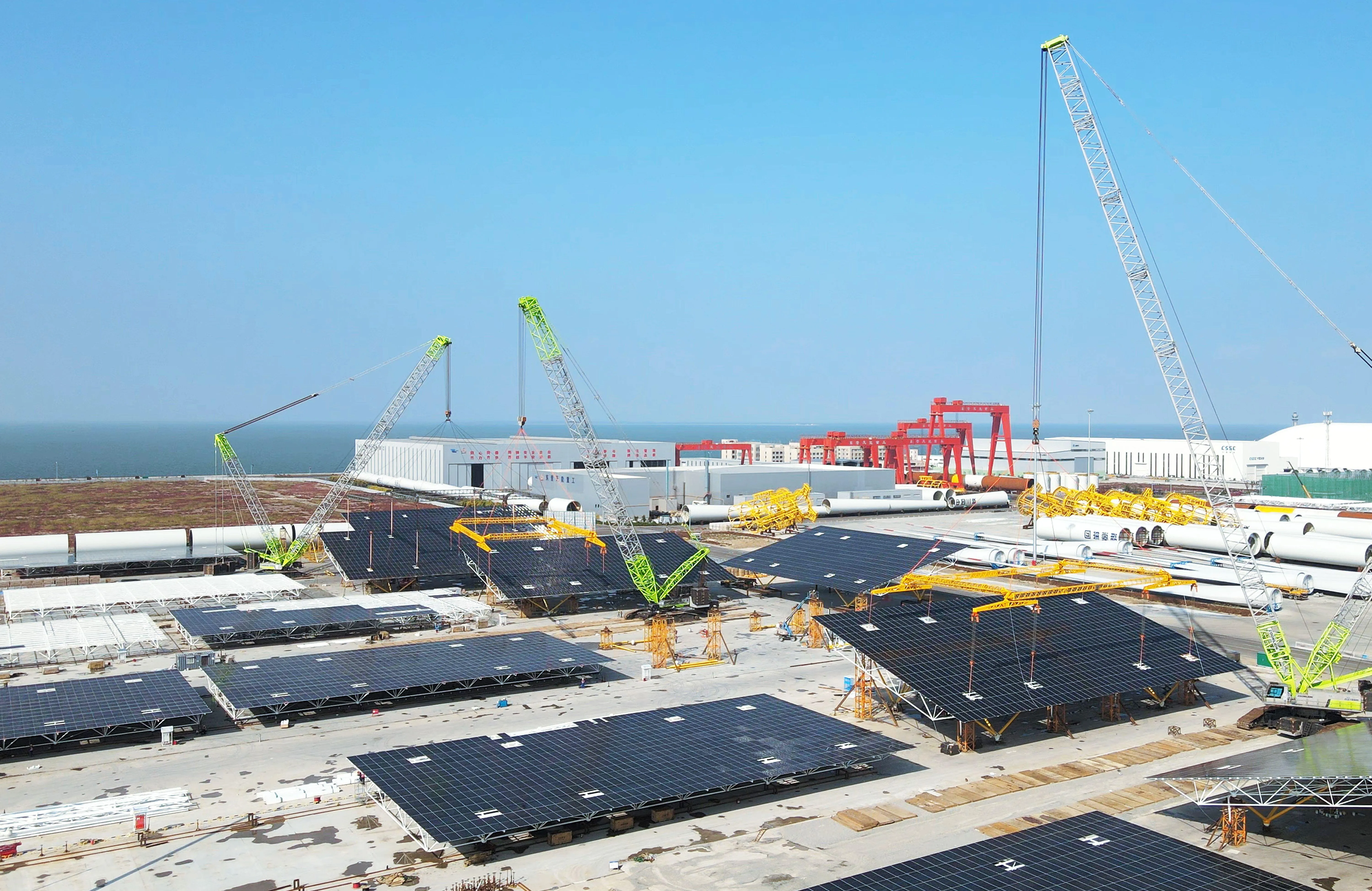 Oceans of Energy offshore solar farm named Nymphaea Aurora was preparing for tow out to Hollandse Kust Noord offshore wind farm in late June 2025. Picture via Oceans of Energy. 