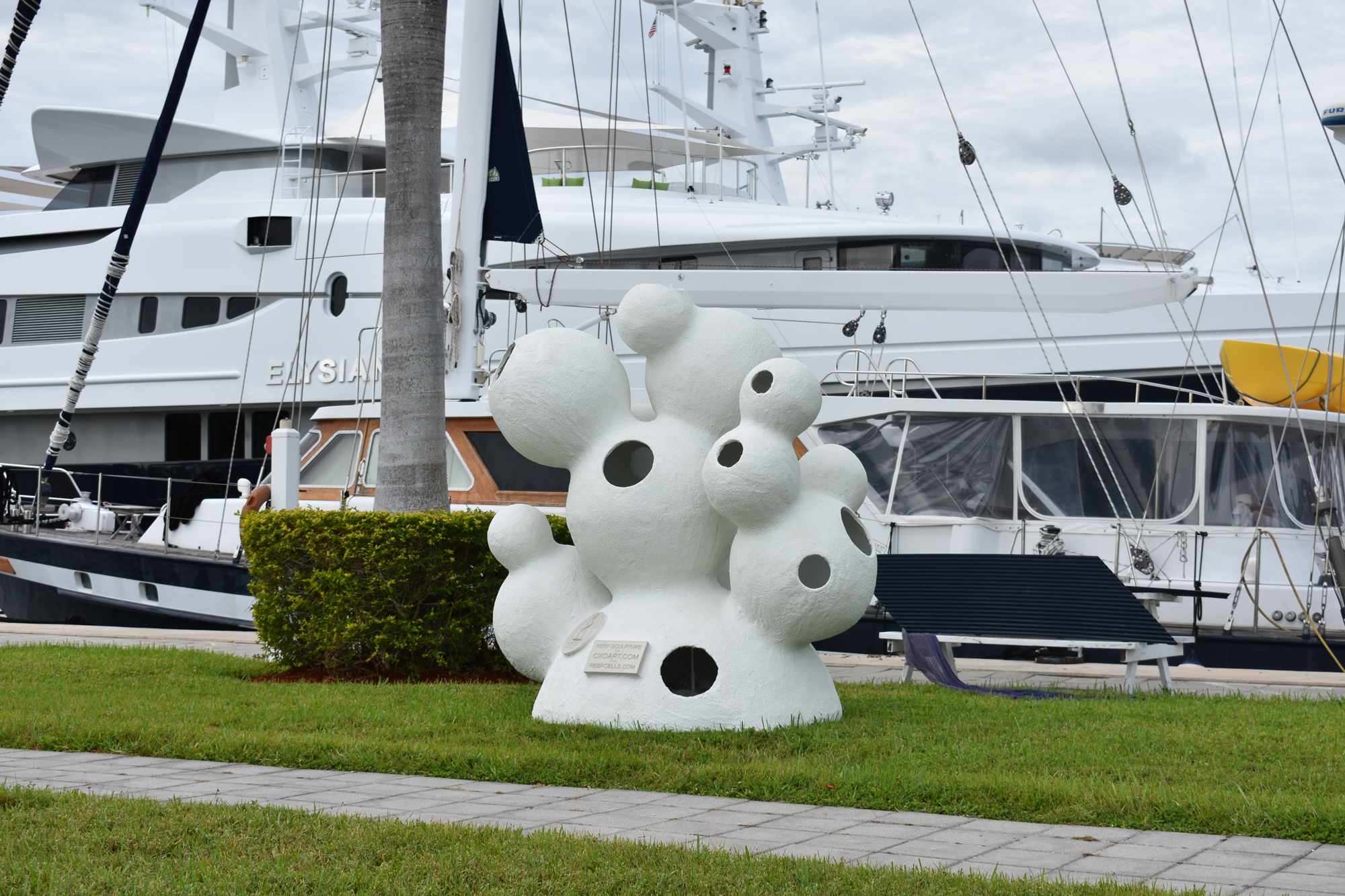 Reef Cells at the Ft. Lauderdale International Boat Show 2019
