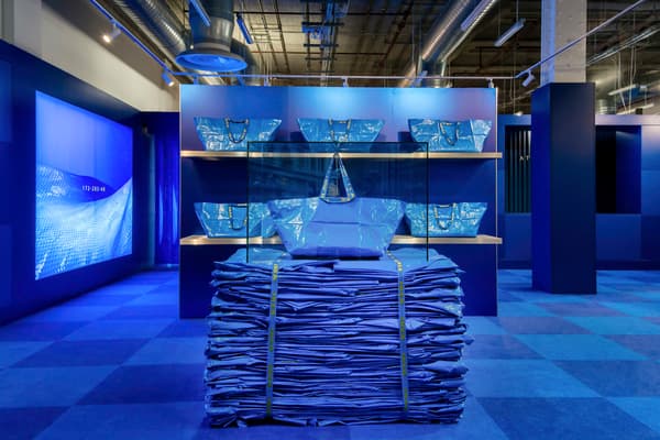 A pile of FRAKTA bags