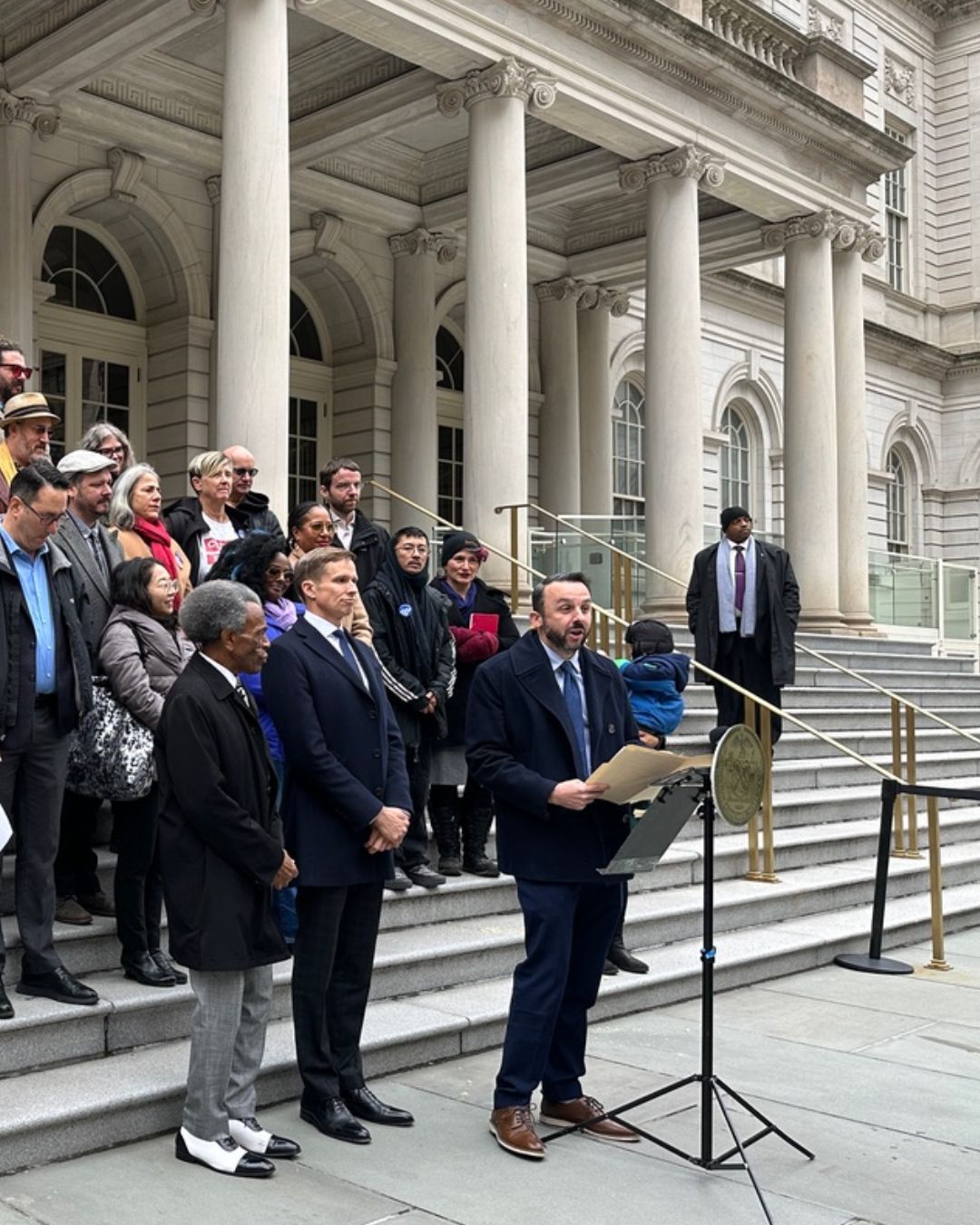 L to R: 1: City Council Member Keith Powers | 2: NYFA’s Board Chair Sarah Young O’Donnell | 3: City Council Member Erik Bottcher | 4: Actor André De Shields. Photo: Phil O’Brien. New York City Hall, New York, November 12, 2025.