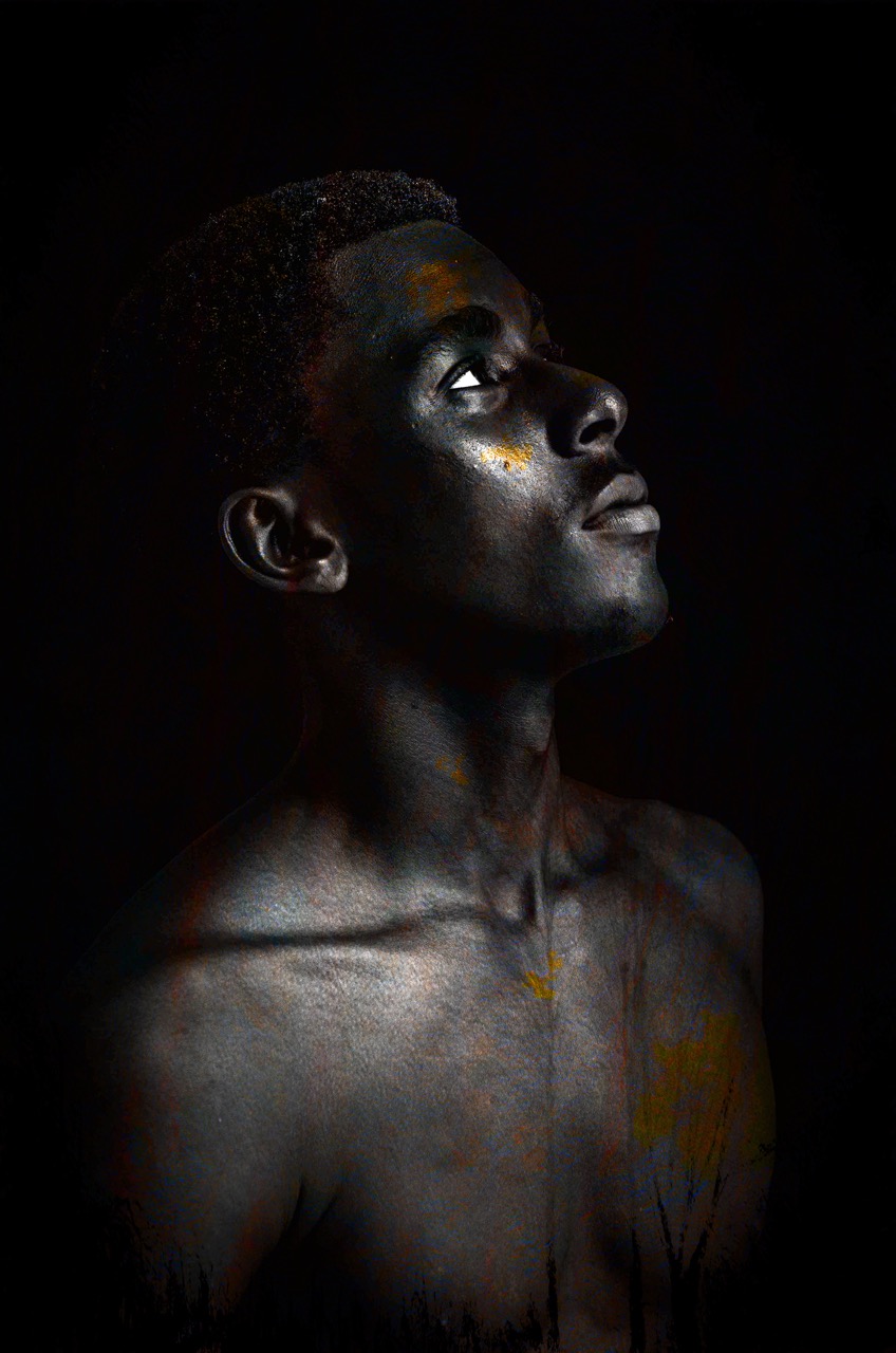 © Maureen Bond | Shaping Images of Self