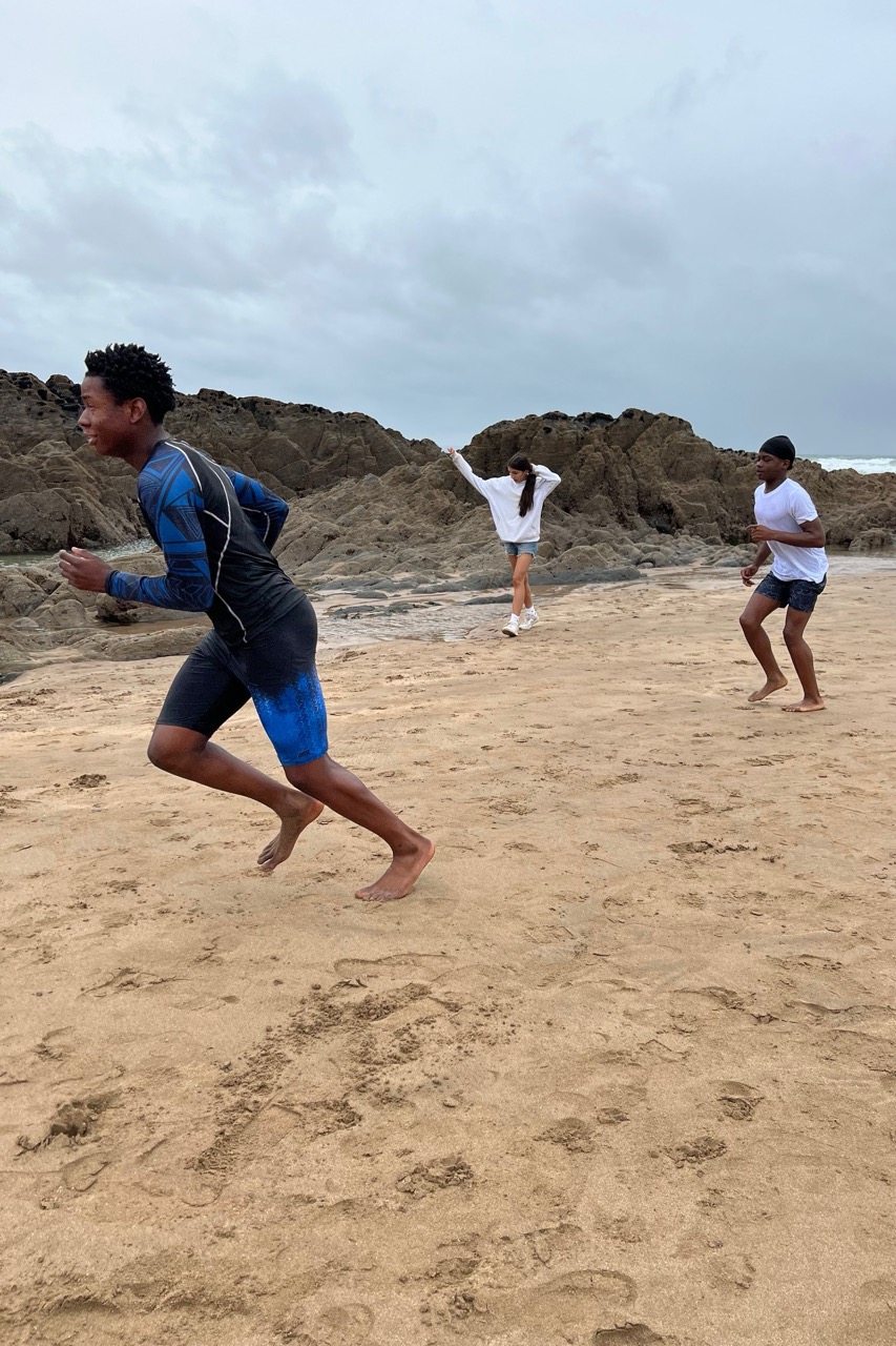 © Brigitte B Burckhardt | Connections