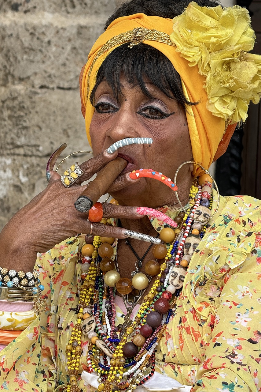 © Carol Schiraldi | Resilient Spirits: Portraits of Cuban Women