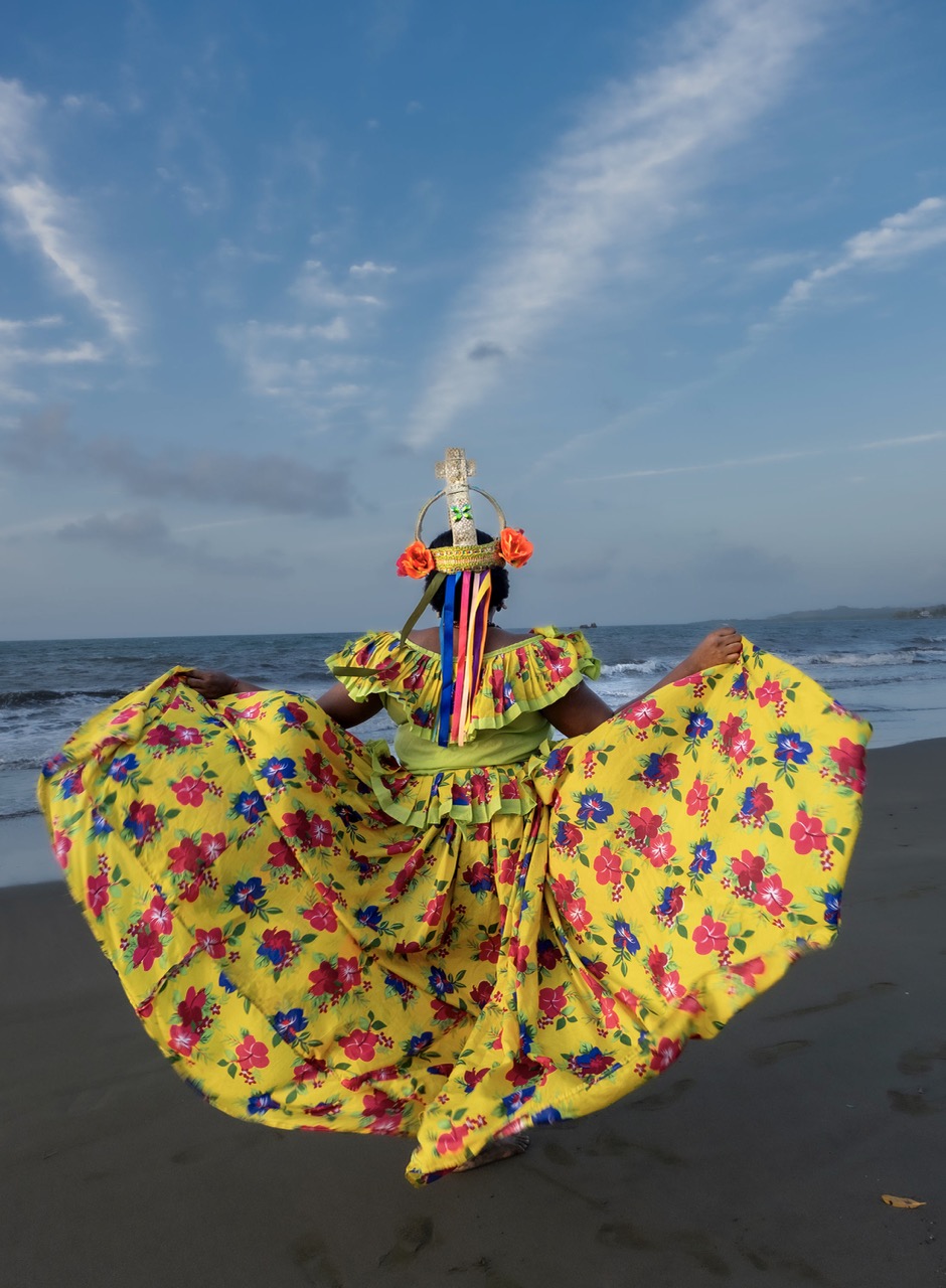 © Emma Puig De La Bellacasa | Tree women