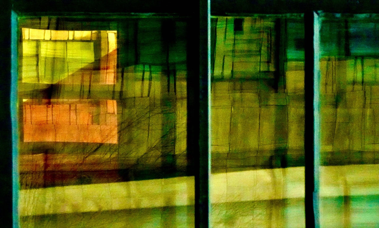 © Leora Rosner | The finestranaut