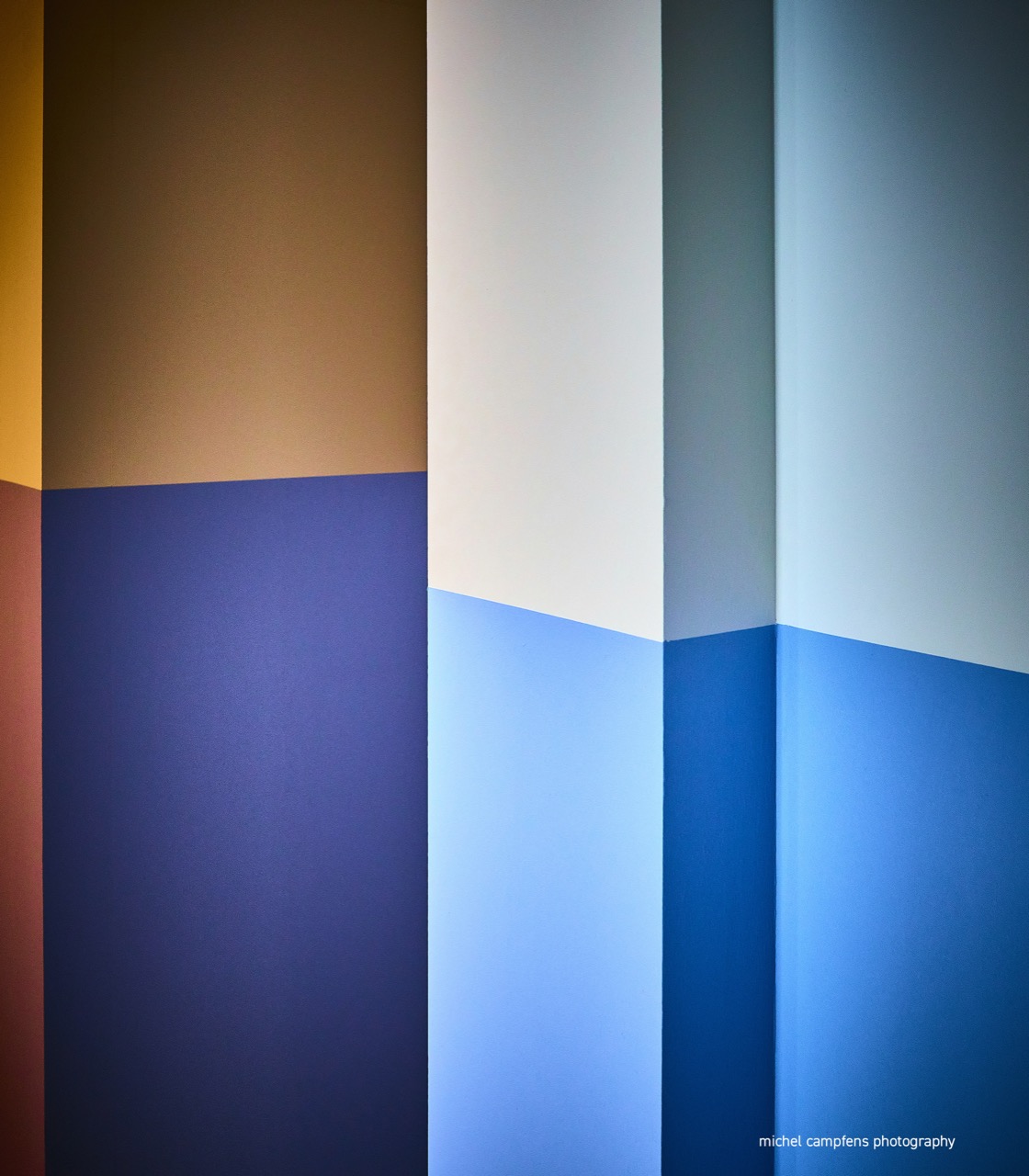 © Michel Campfens | Abstract