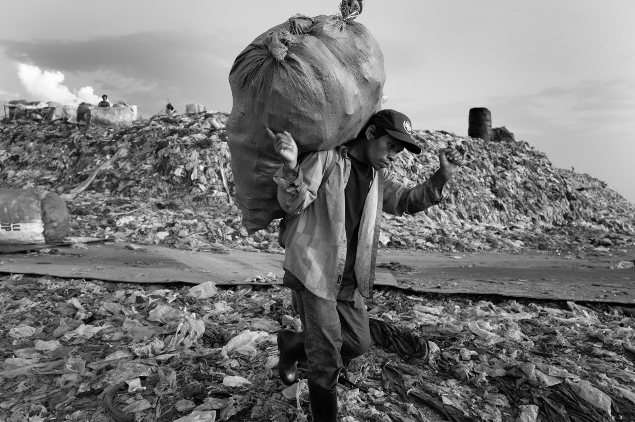 © Steff Gruber | Dignity and Identity: Waste Pickers of Phnom Penh