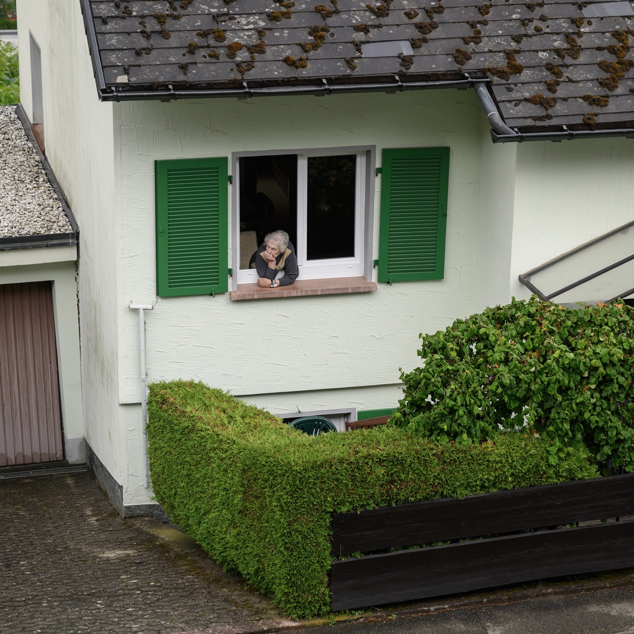 Jens Braun | Ums Haus / Around The House