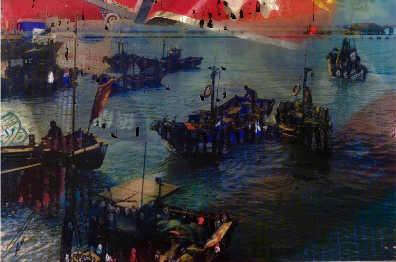 Daniel Hinks | The Sunshiners; Code Red In Green China