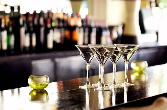 photo of bar with cocktails