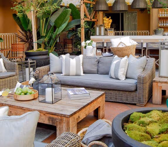 An outdoor area in CA at one of many Hollywood sign hotels