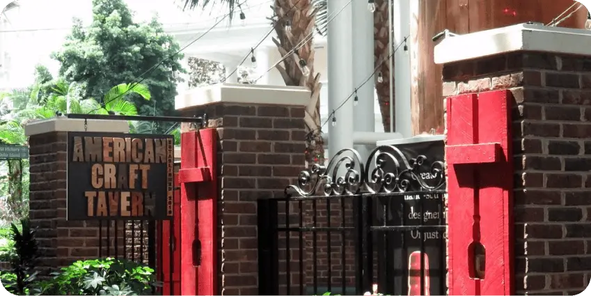 Front entrance of American Craft Tavern in Nashville