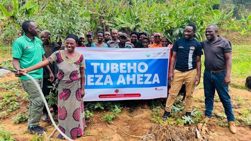 See how donor support helped farmers in Rwanda adapt to drought, grow food year-round, and build lasting income through climate-smart irrigation.