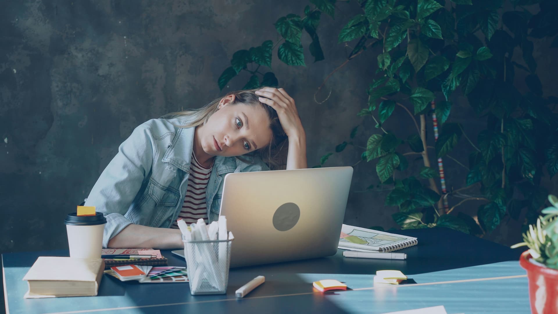 La fatigue décisionnelle en freelance : 5 solutions concrètes pour s’en sortir