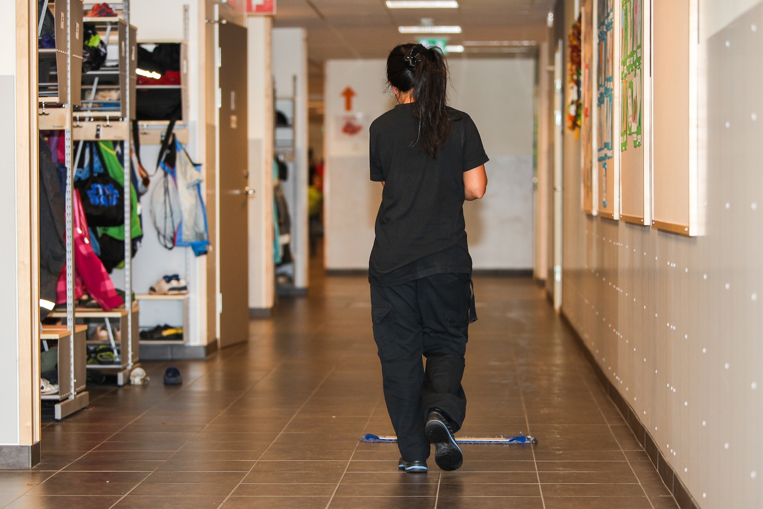 Daytime Cleaning: Tagesreinigung während des Betriebs für Unternehmen und öffentliche Einrichtungen