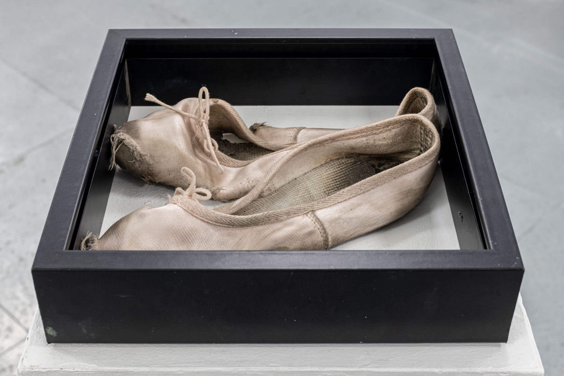 Gnossienne Gallery, 2025, details