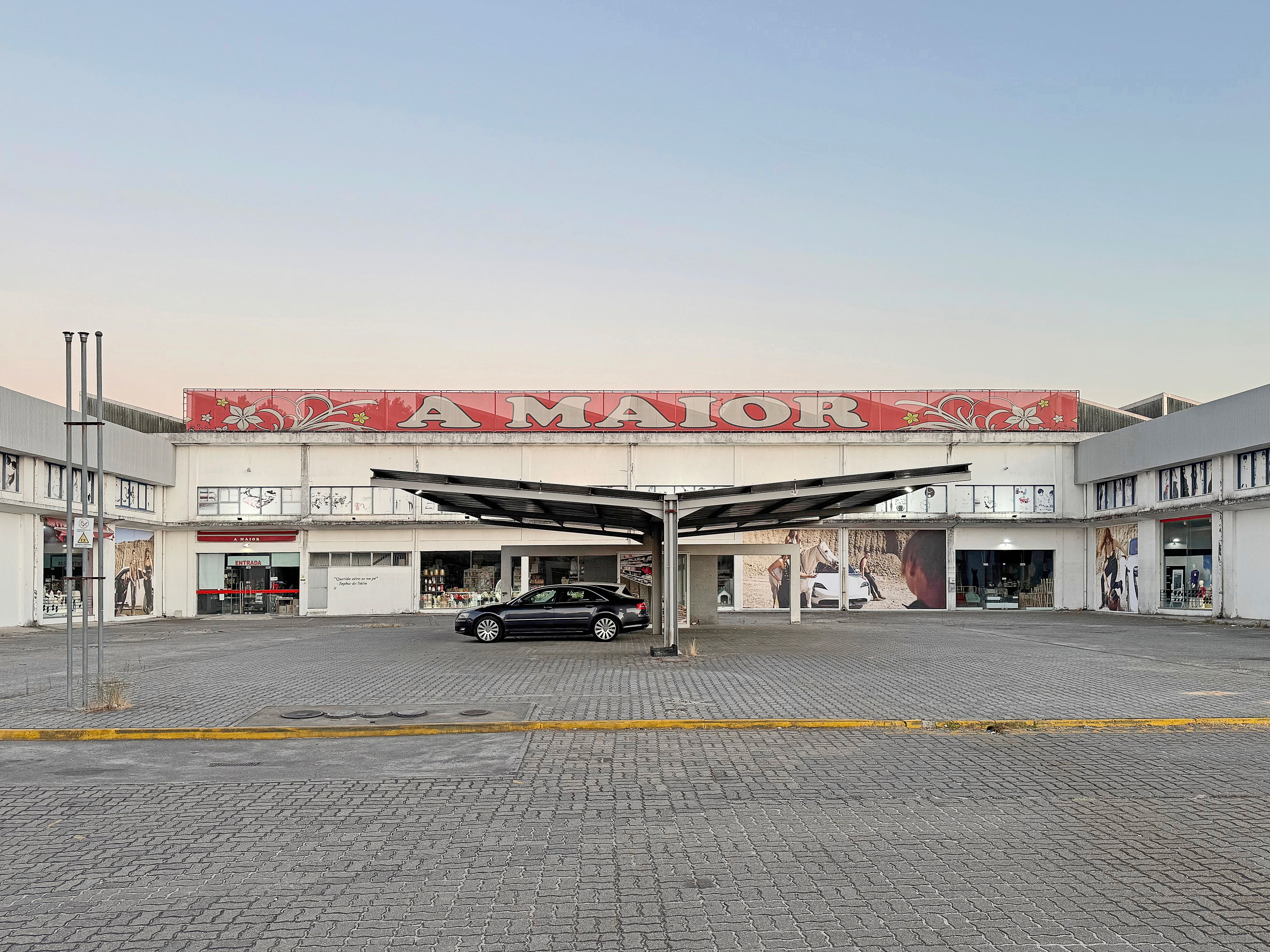 Installation View, VROOM VROOM VOODOO (2025), Courtesy of A MAIOR