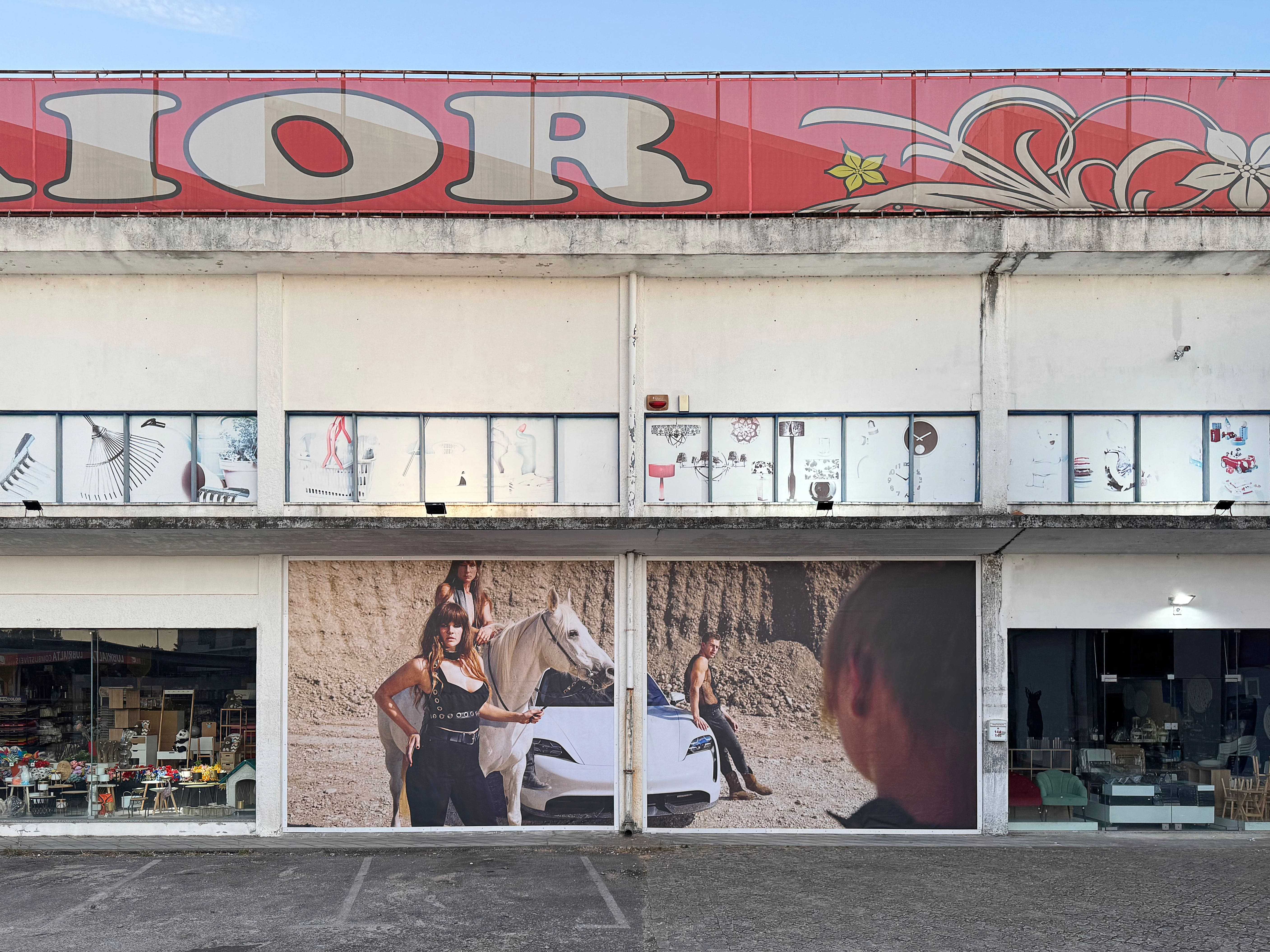 Installation View, VROOM VROOM VOODOO (2025), Courtesy of A MAIOR