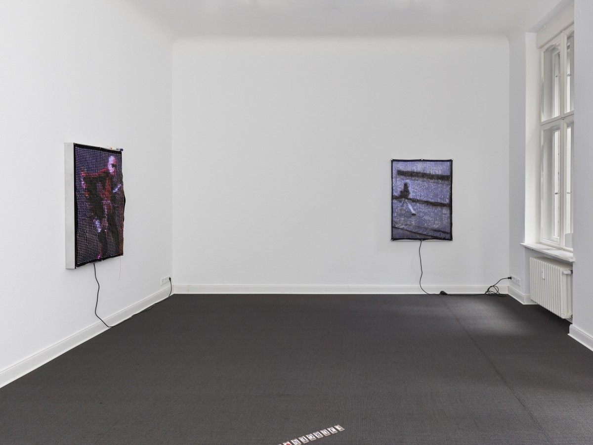 Installation view, Ei Arakawa-Nash: Non-Gestational Co-Nursing, courtesy of Galerie Max Mayer, Berlin, 2025. All photos: Eric Tschernow.