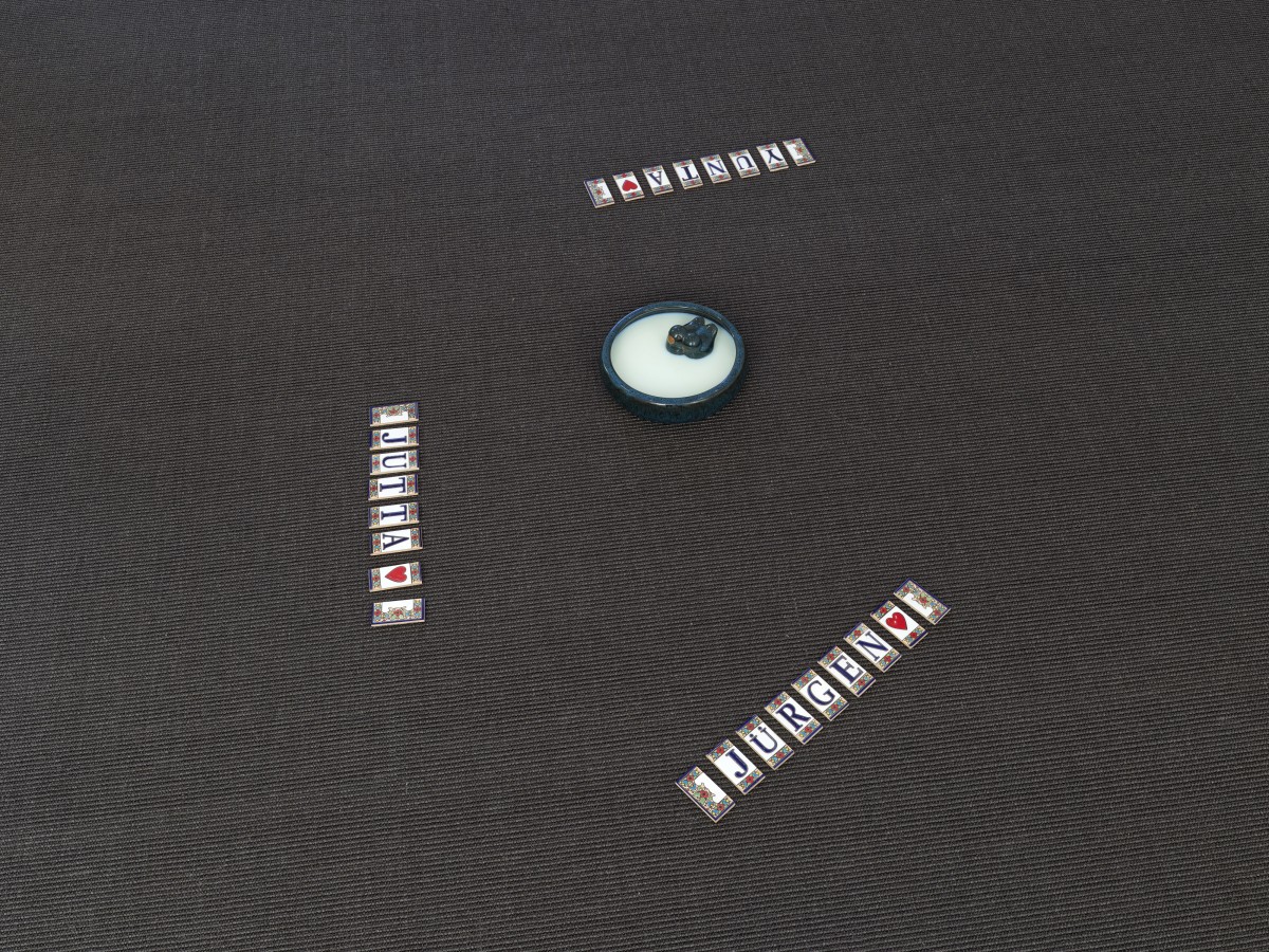 Installation view: Ei Arakawa-Nash: Non-Gestational Co-Nursing, courtesy of Galerie Max Mayer, Berlin, 2025. All photos: Eric Tschernow.