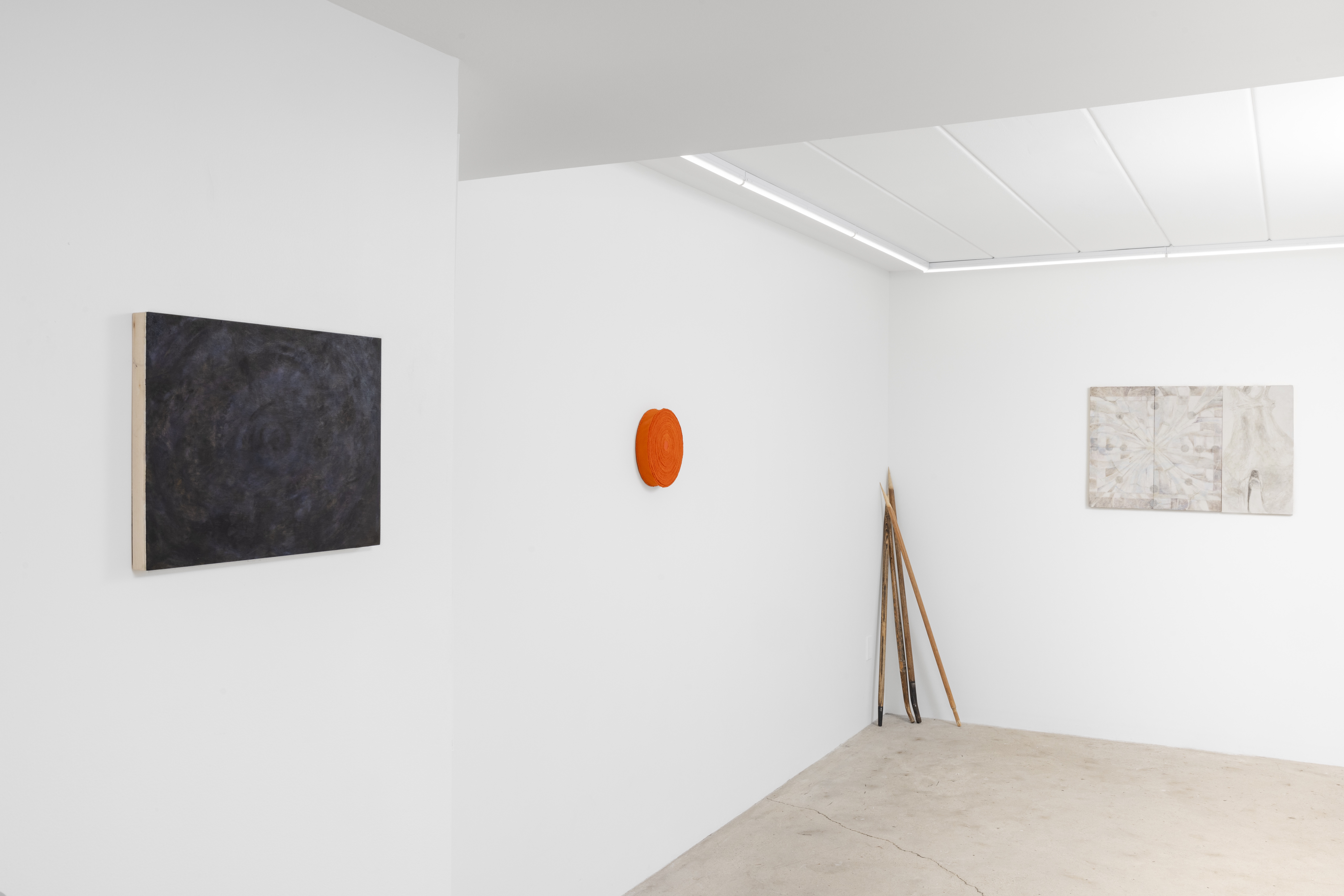 Installation view, Machine Turn Quickly, Hunter Foster and Ang Ziqi Zhang at Romance, Sept 12–Nov 2, 2025. Courtesy of the artists and Romance, Pittsburgh.