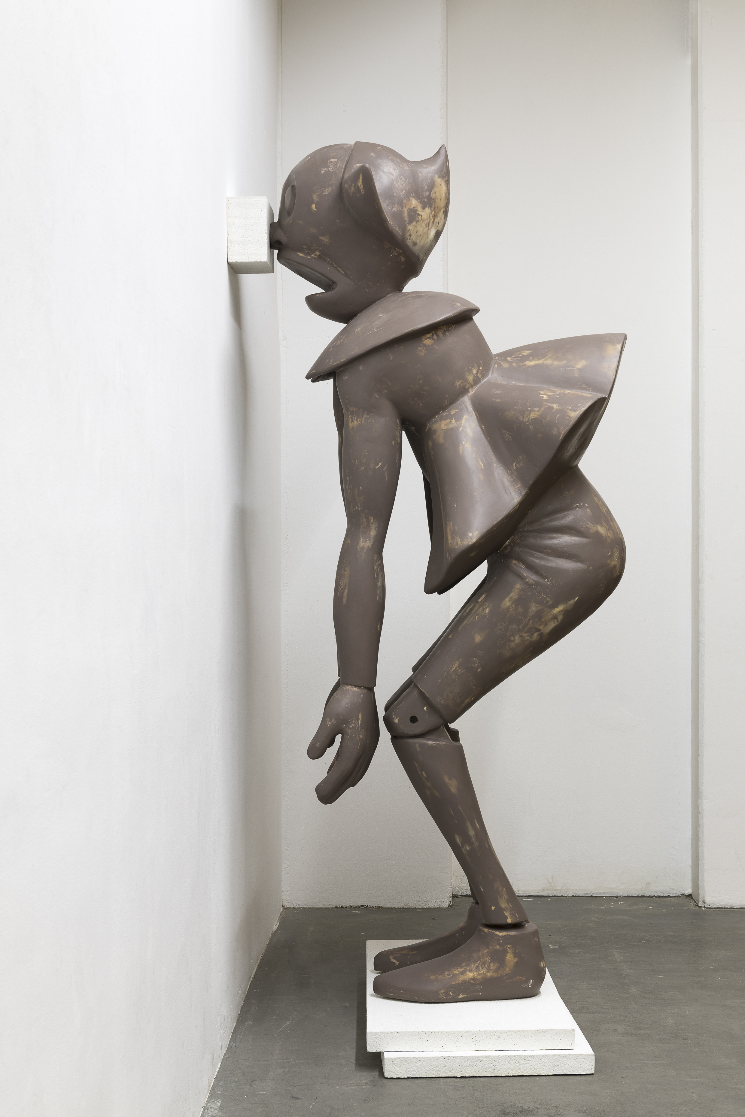 Cosima von Bonin, The Italian (No Nose Version), 2019, Photo: Stefan Korte. Courtesy of Raven Row.