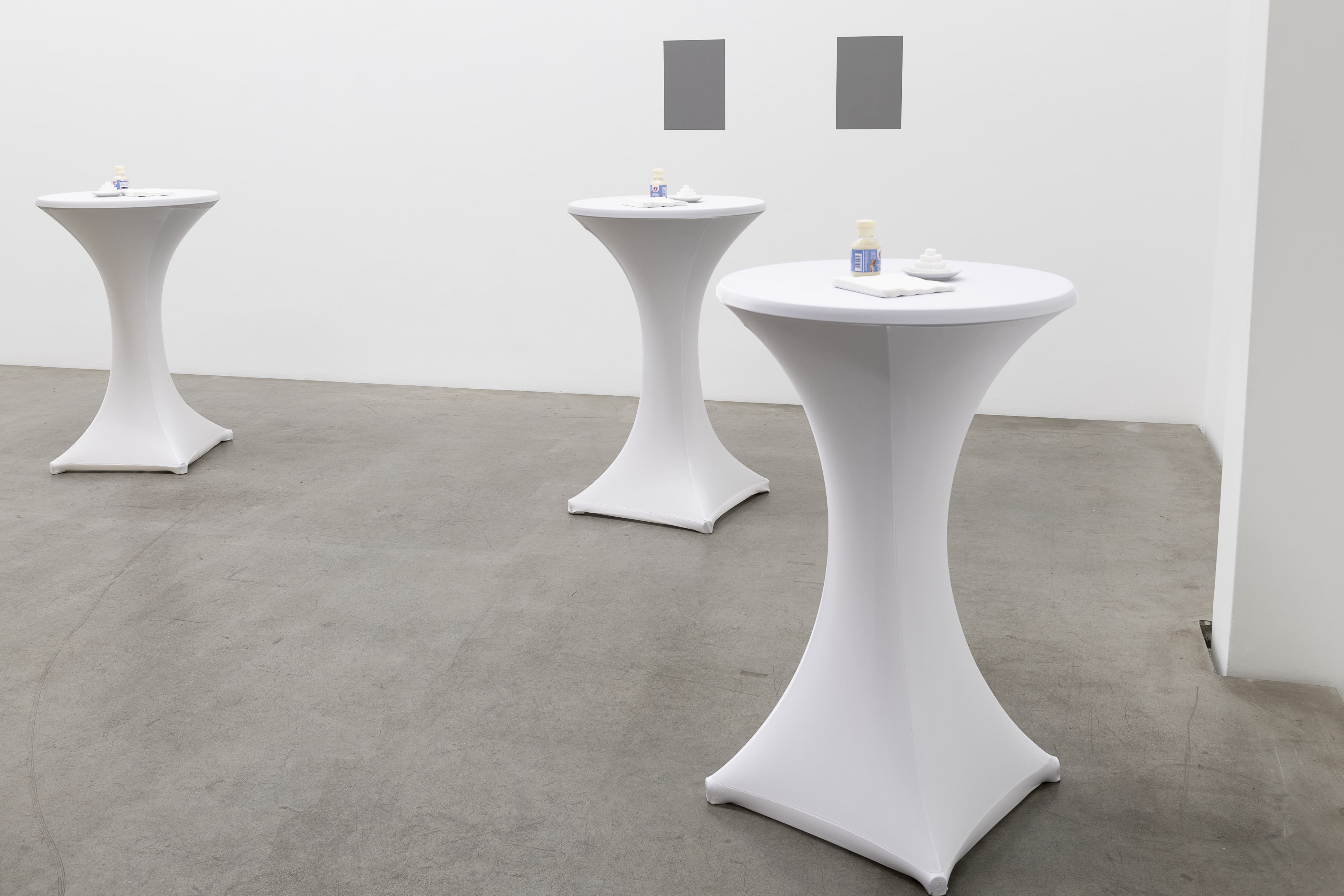 Manfred Pernice, estrel-docx, 22.11.2025 - 24.01.2026. Courtesy the artist and Galerie Neu, Berlin. Photographed by Stefan Korte.