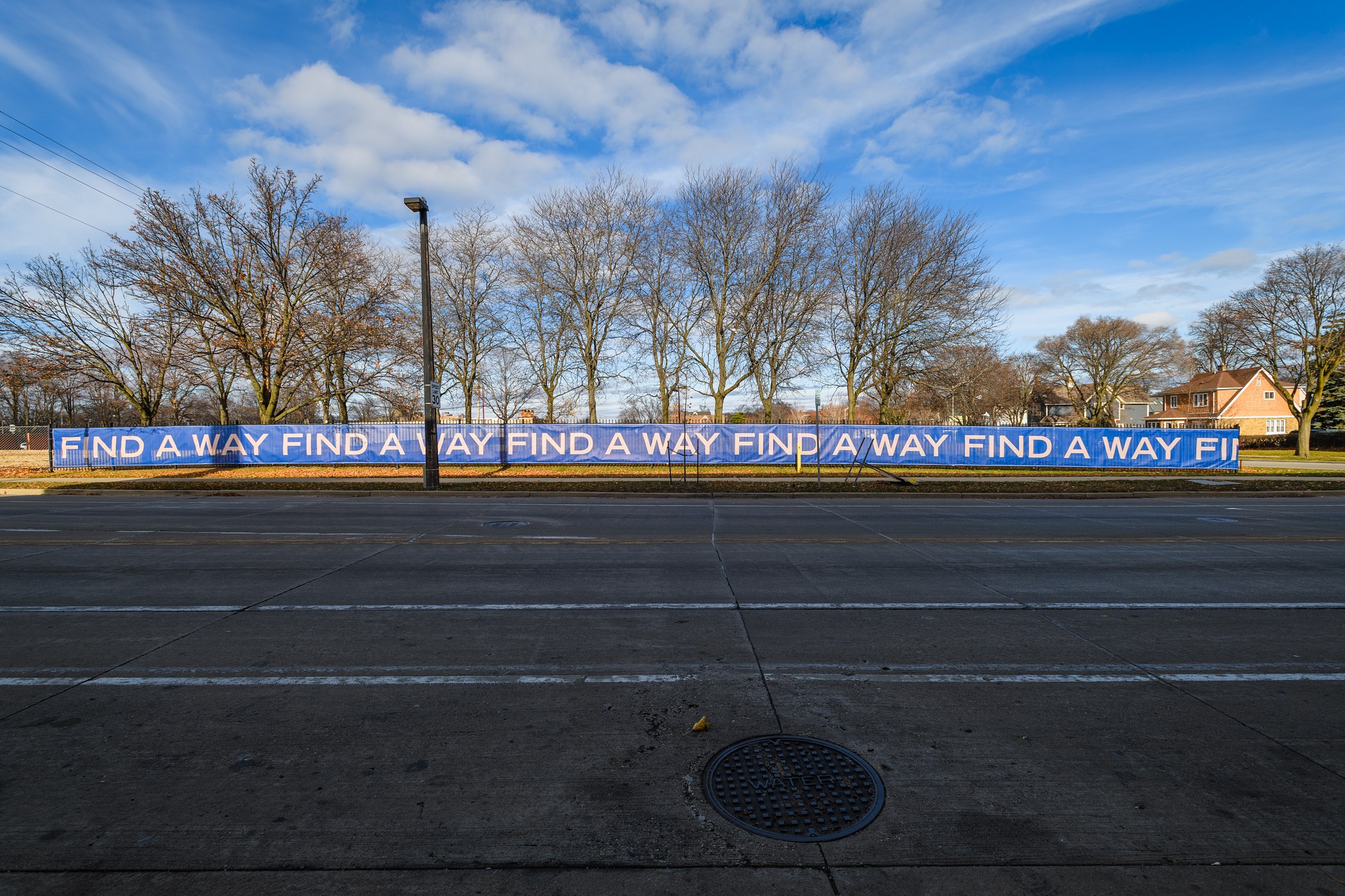 Martine Syms. Find A Way, 2022. Printed 10 oz mesh with hems. 5 ft x 148 ft. Images courtesy the artist and Hoffman Donahue. Photos by Michael Lagerman.