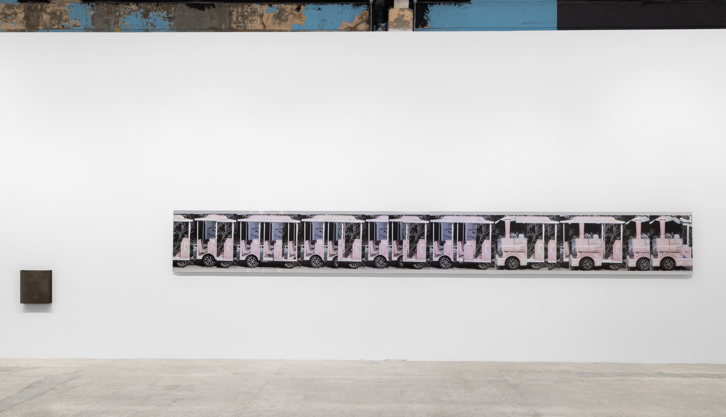 Installation view, ADICIÓN, SUSTRACCIÓN, MULTIPLICACIÓN, 2025, courtesy of the artist and House of Gaga.