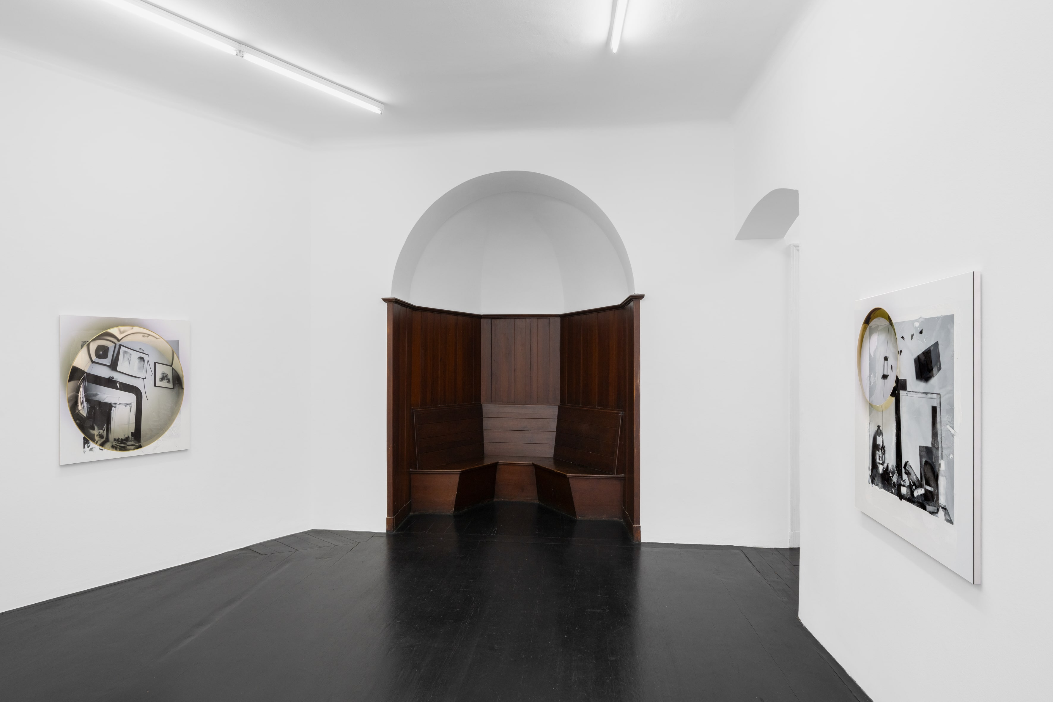 Installation view, Portals, 2025, courtesy of the artist and Galerie Isabella Bortolozzi.