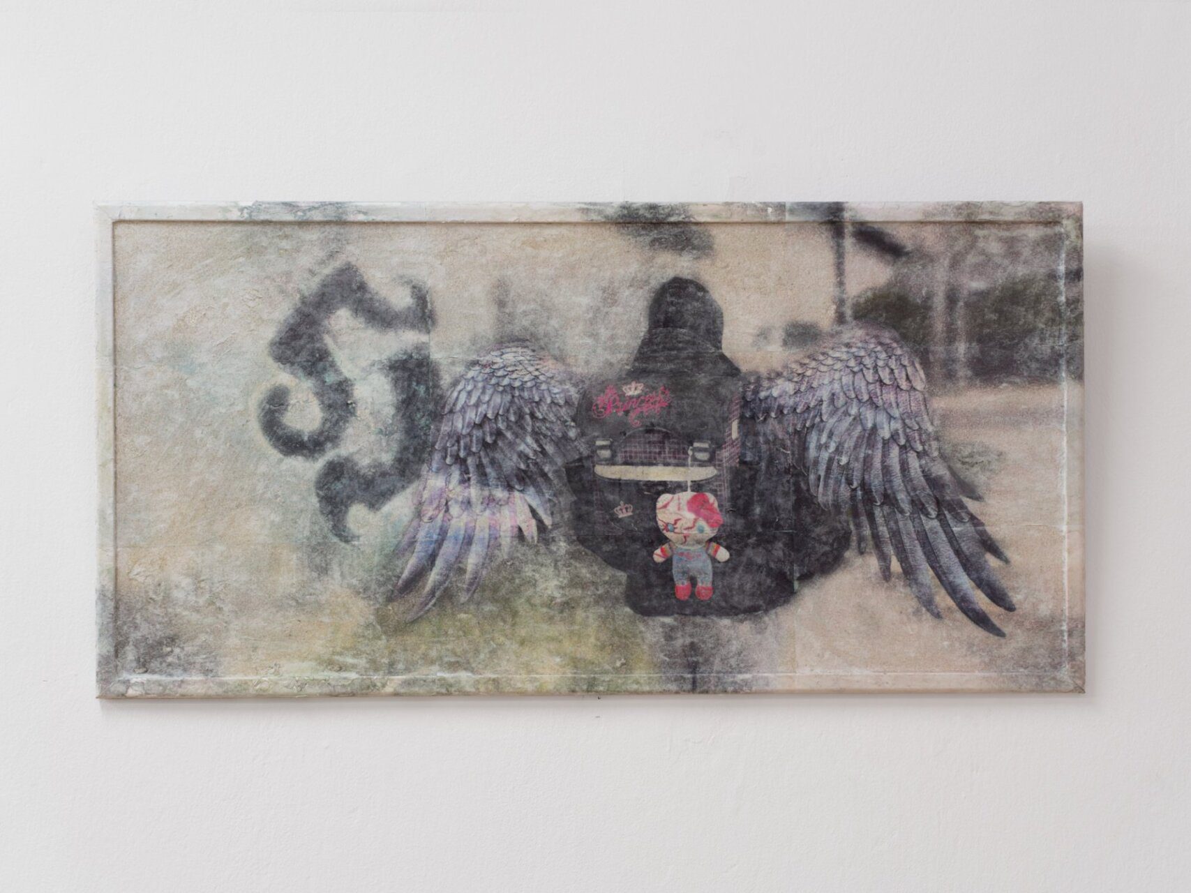 Kuba Stępień, DEAR T (WHEN SELF-DEFENCE IS SELF-HARM), 2025 pastels, pencil, crayons, own ink transfer technique on corkboard, 40 × 80 cm. Courtesy of the artist and Turnus Gallery.