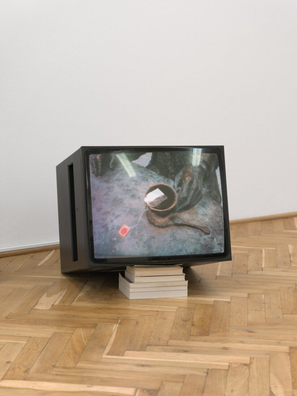 Cezary Bodzianowski, RONIN, 2025 film, camera operator: Sławomir Pękala, Edition of 3 plus I AP. Courtesy of the artist and Turnus Gallery.