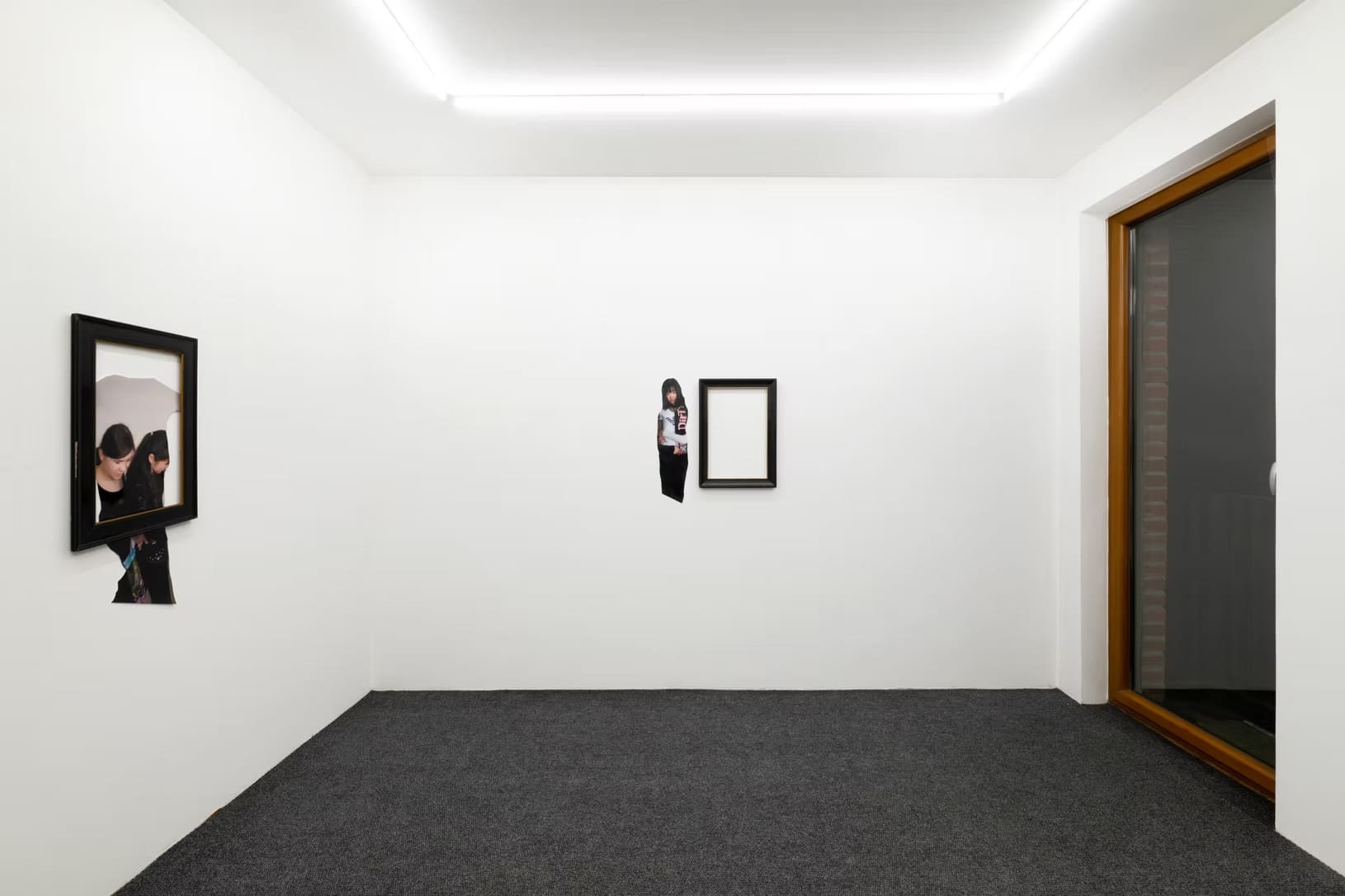 Installation view, Sveta Mordovskaya, Tereza Glazova - UNTITLEД (2026). Courtesy of the artists and Autokomanda. Photographer: Bojana Janjic.