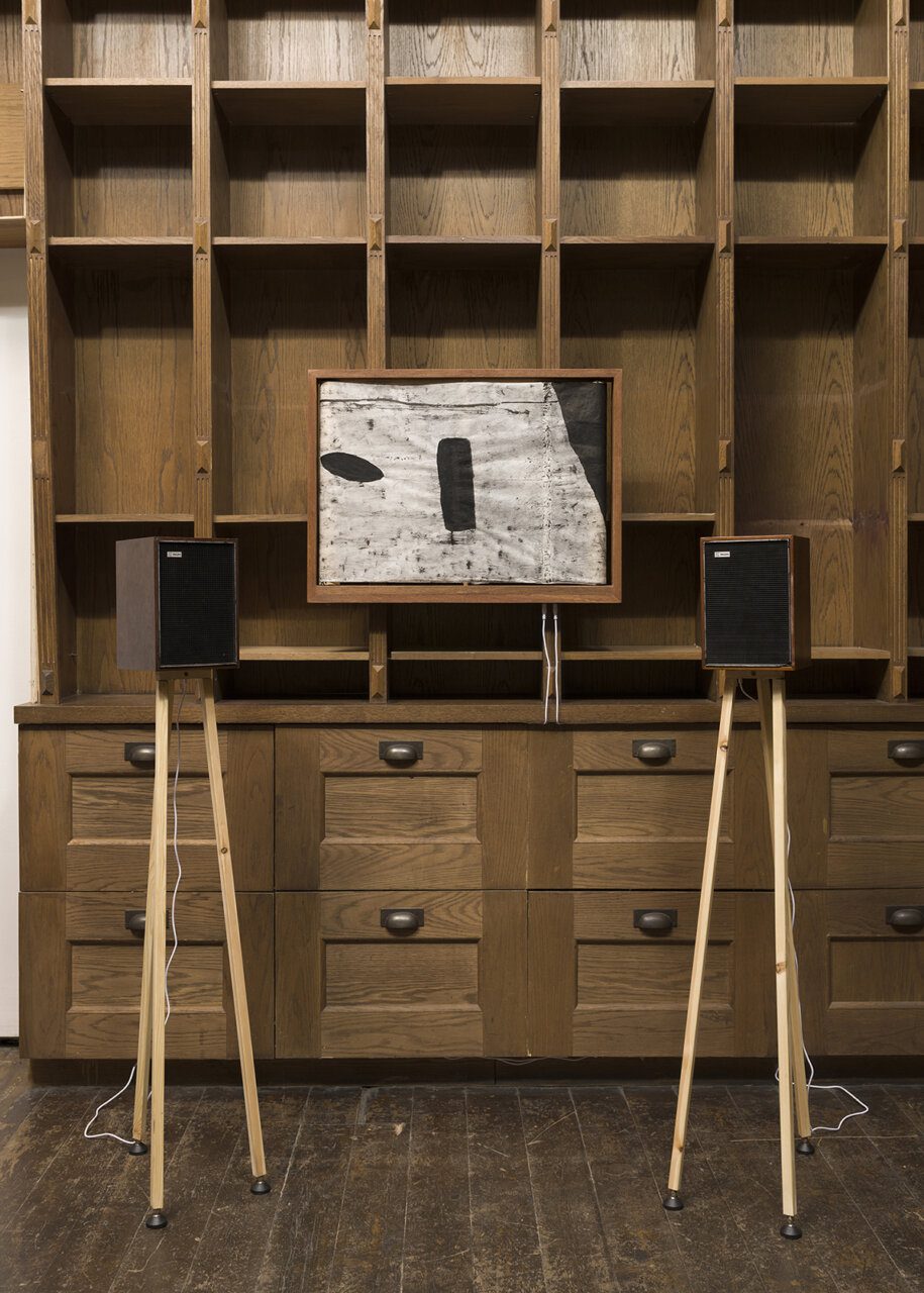 Kairi Tokoro, On Thin Air, 2026 Far eastern wood, washi paper, mineral pigment, LED light, two speakers 55 x 74cm. Courtesy of the artist and Mara Projects. Photography by: Lelenthal Art Documentation.