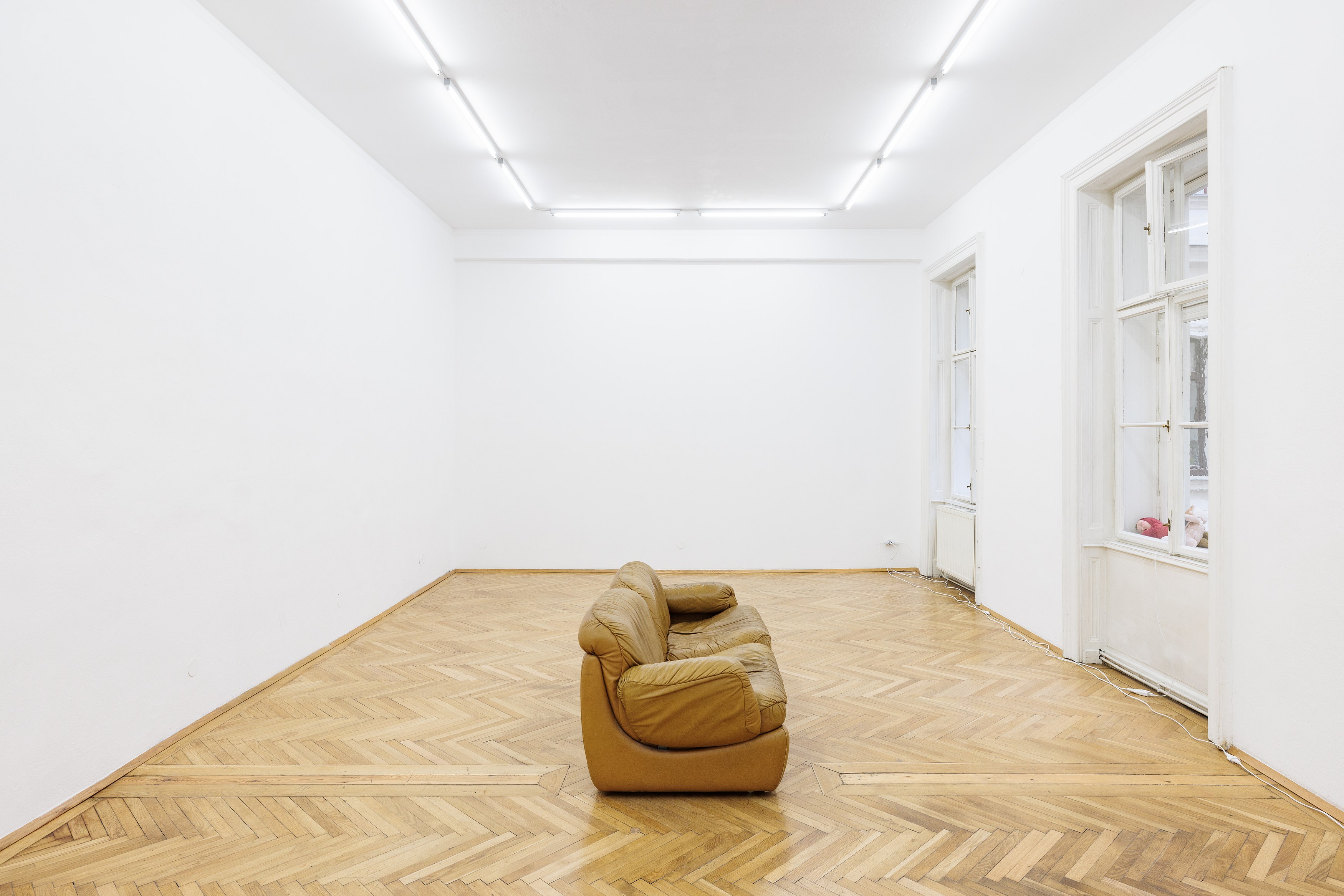 Nicole-Antonia Spagnola, The first person, 2026, Installation view, FELIX GAUDLITZ, Vienna. Courtesy of the artist and Felix Gaudlitz. Photos by kunst-dokumentation.com.
