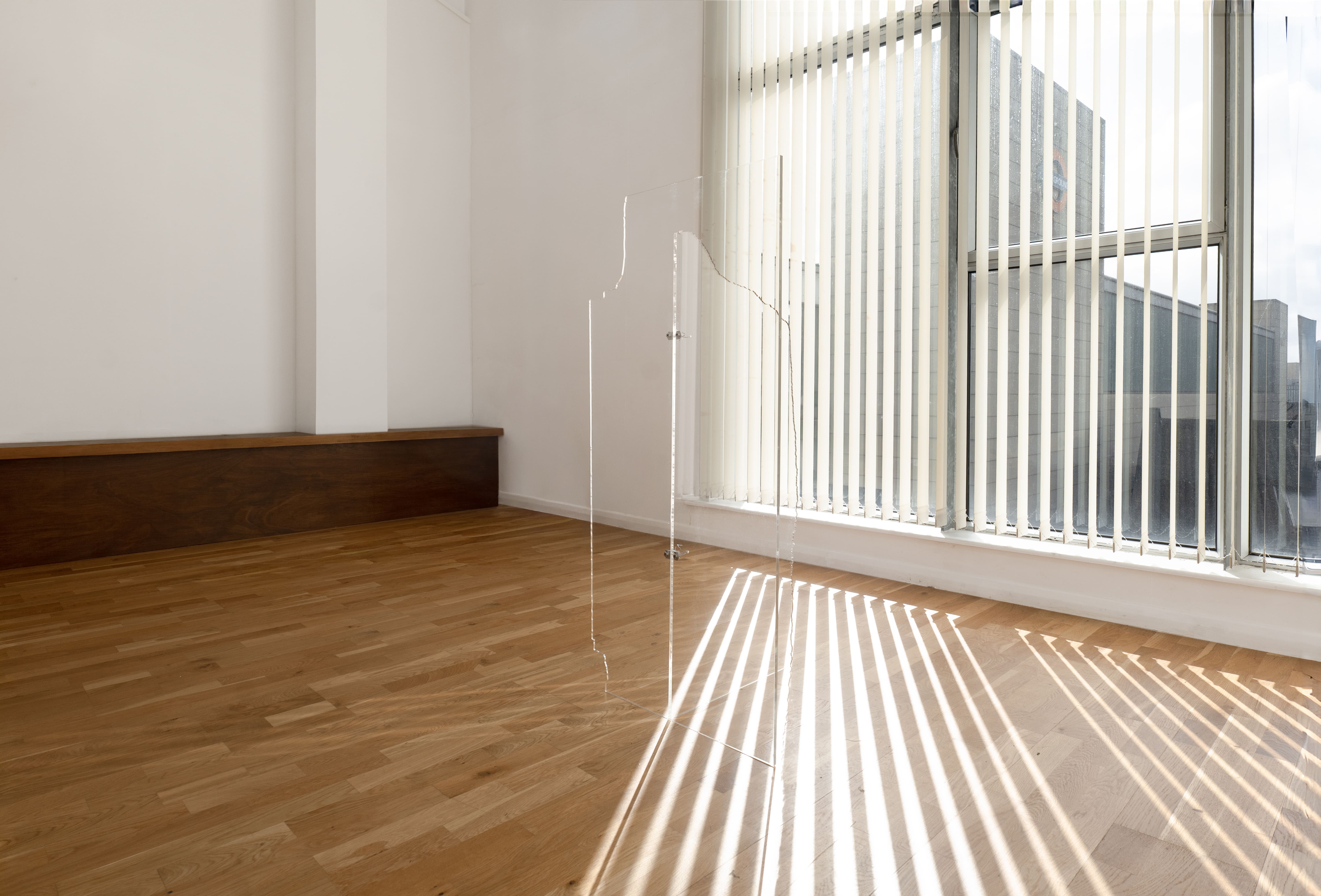 Inside/Outside, 2026 Acrylic, aluminium and steel fixings, reflections 122.5 x 61.5 x 56 cm. Courtesy of the artist and Final Hot Desert.